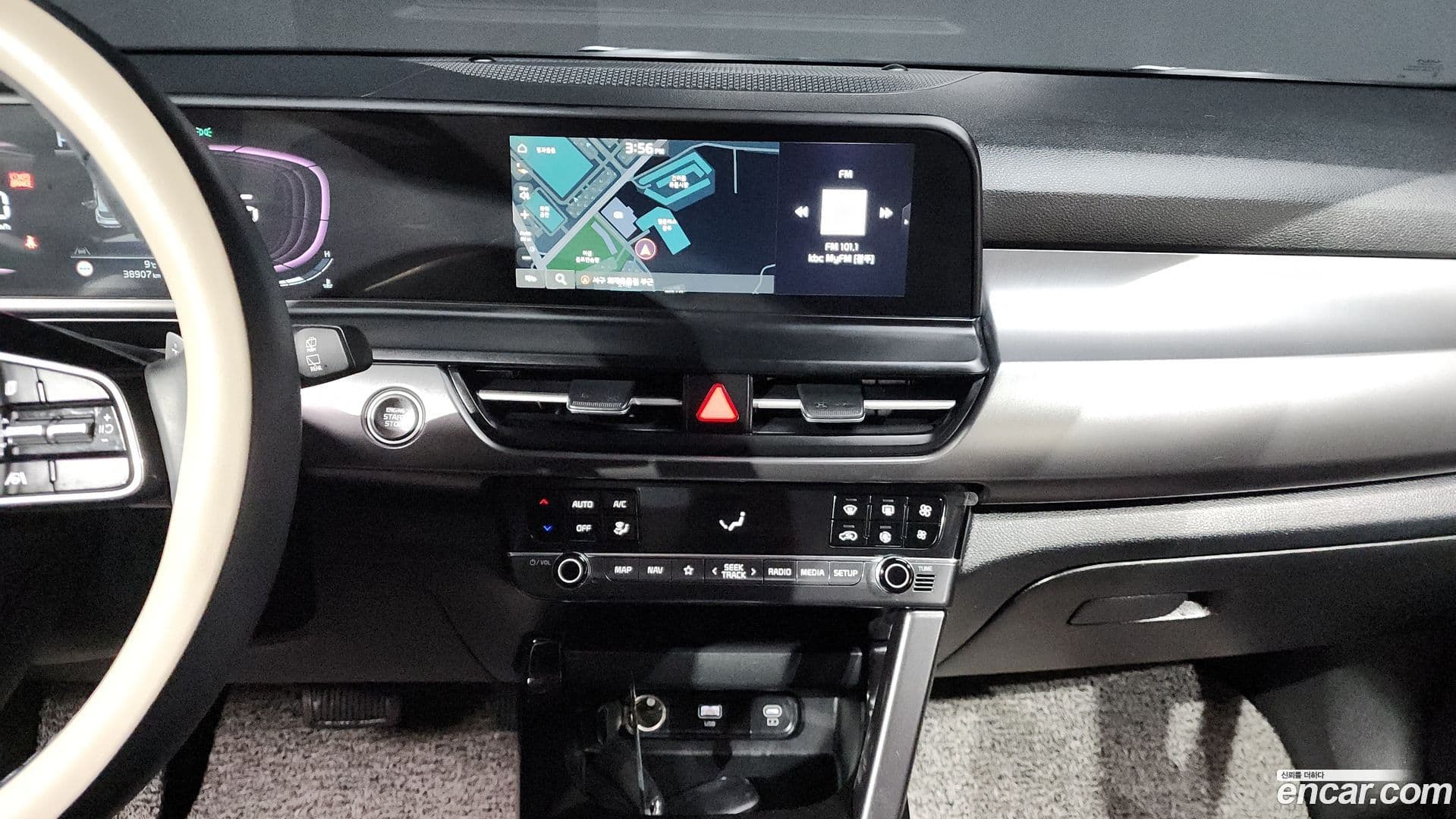 Main__Slider__Photo:Seltos Kia 2023.8-13