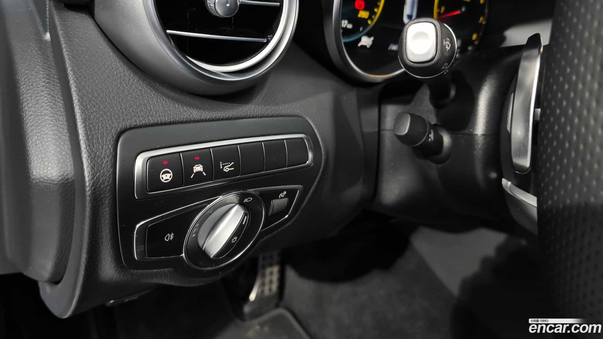 C-Class Mercedes-Benz 2020.11-OPTION-018