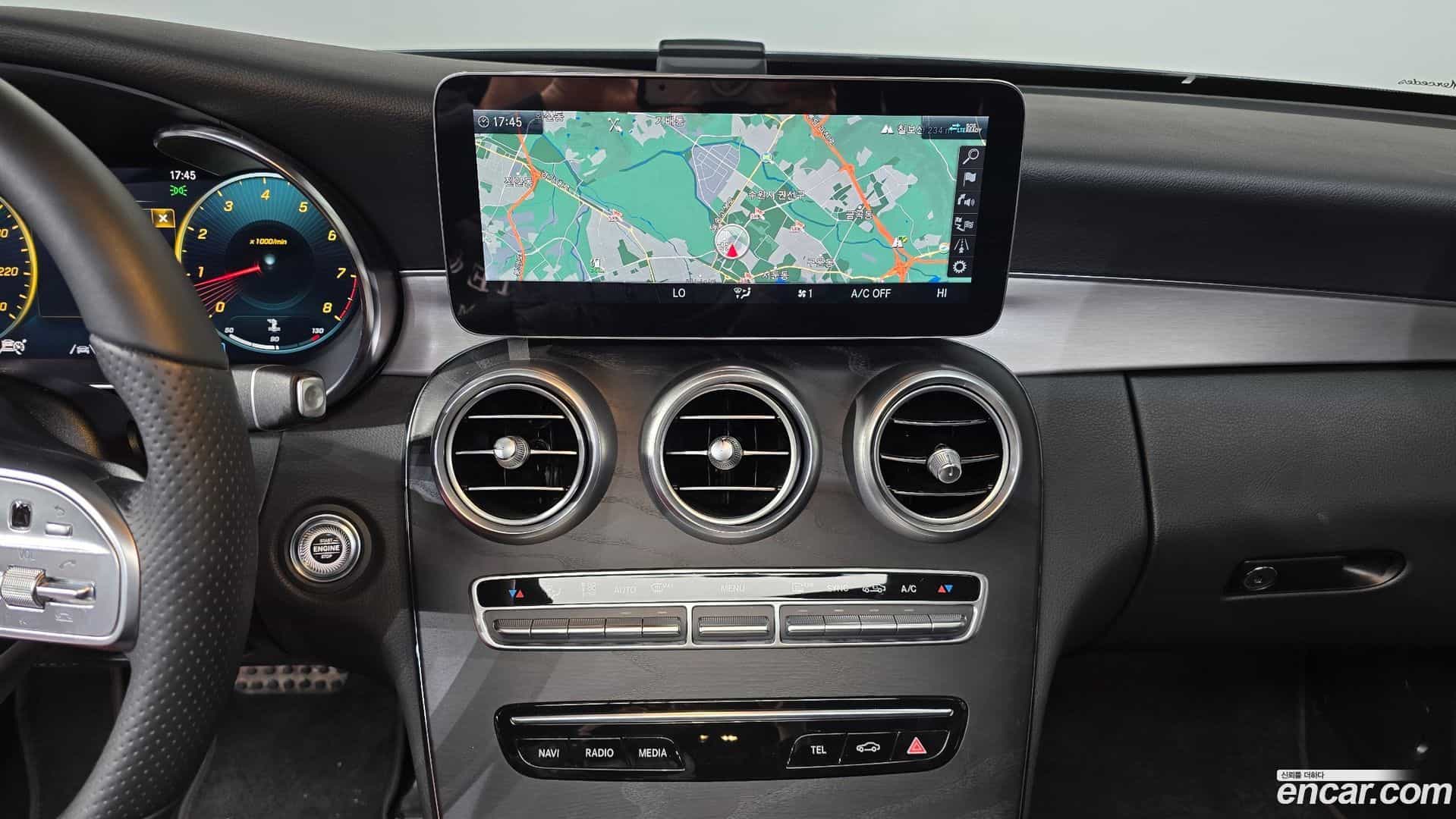 C-Class Mercedes-Benz 2020.11-OPTION-019