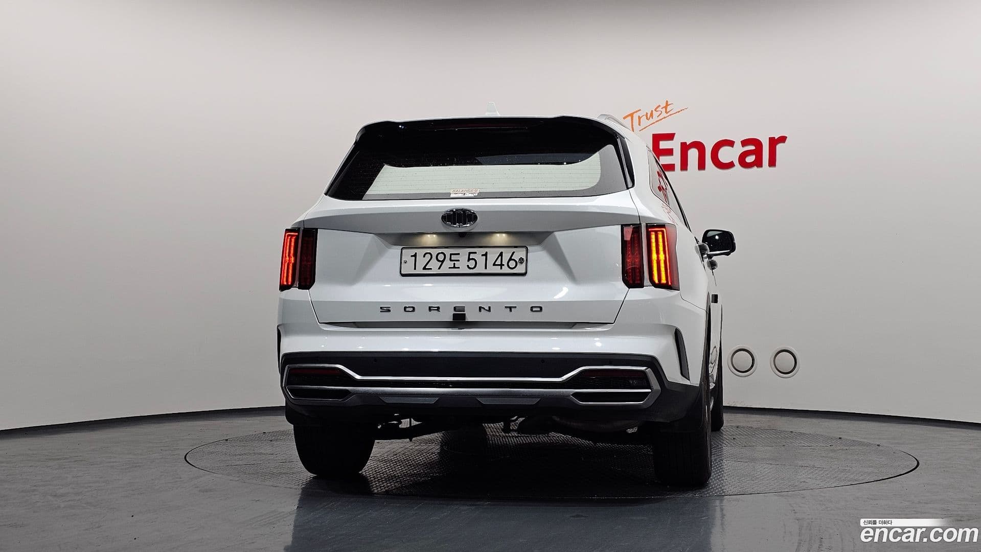 Main__Slider__Photo:Sorento Kia 2020.10-3