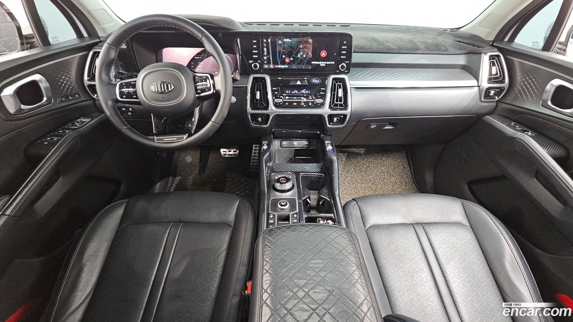 Main__Slider__Photo:Sorento Kia 2020.10-6