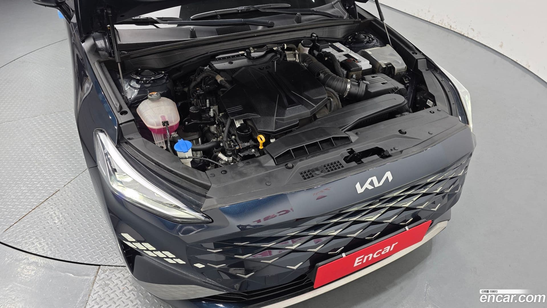 Main__Slider__Photo:K8 Kia 2021.10-5