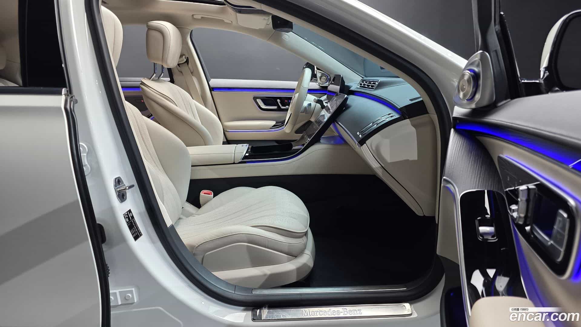 S-Class Mercedes-Benz 2022.3-INNER-010