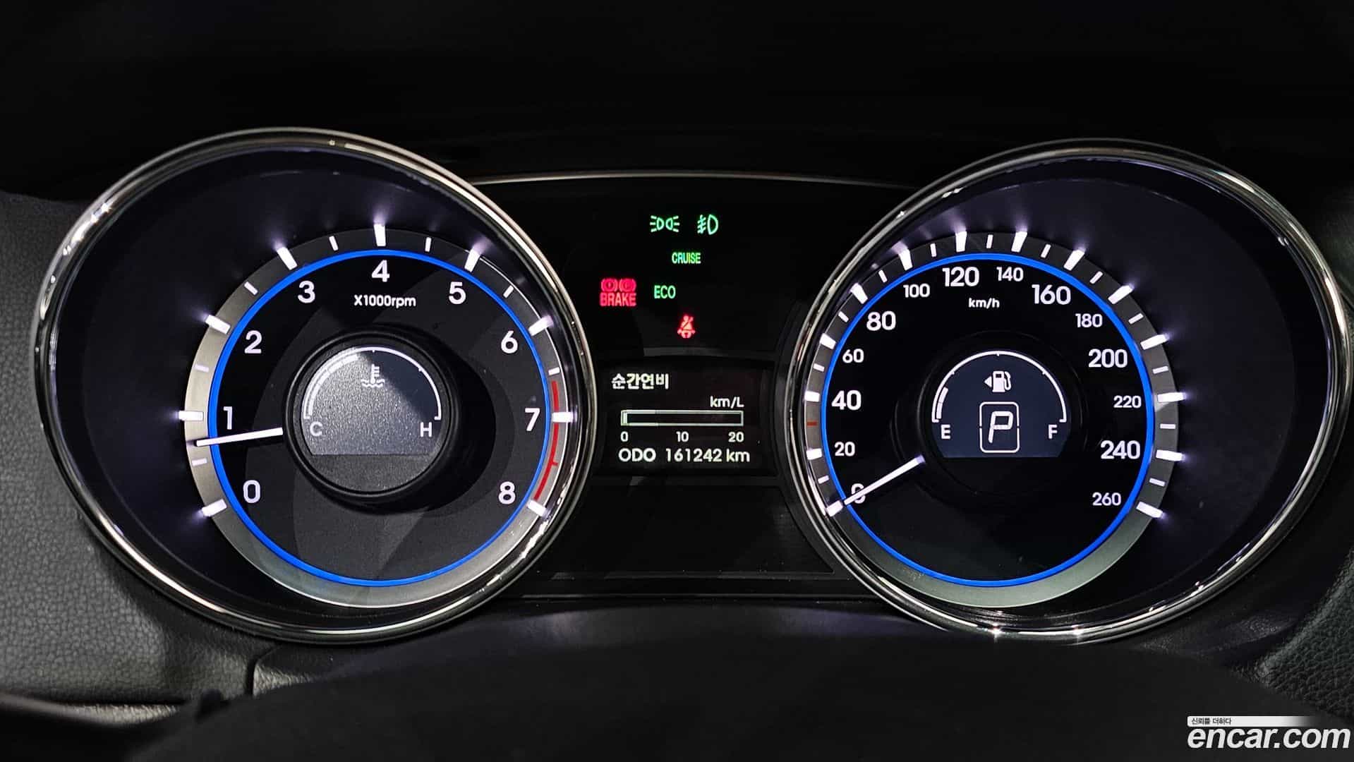 Sonata Hyundai 2012.11-INNER-008