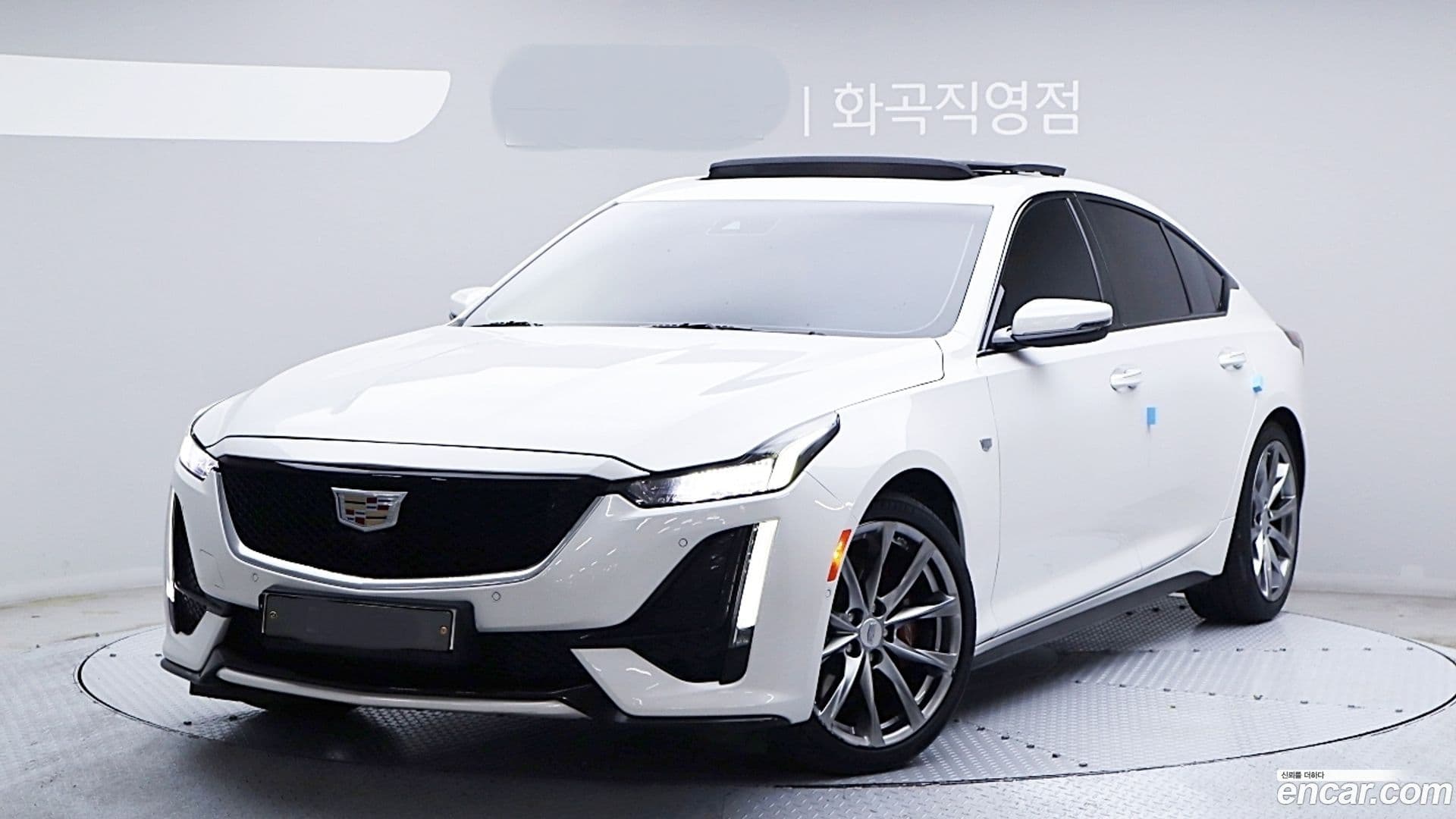 Main__Slider__Photo:CT5 Cadillac 2020.11-0