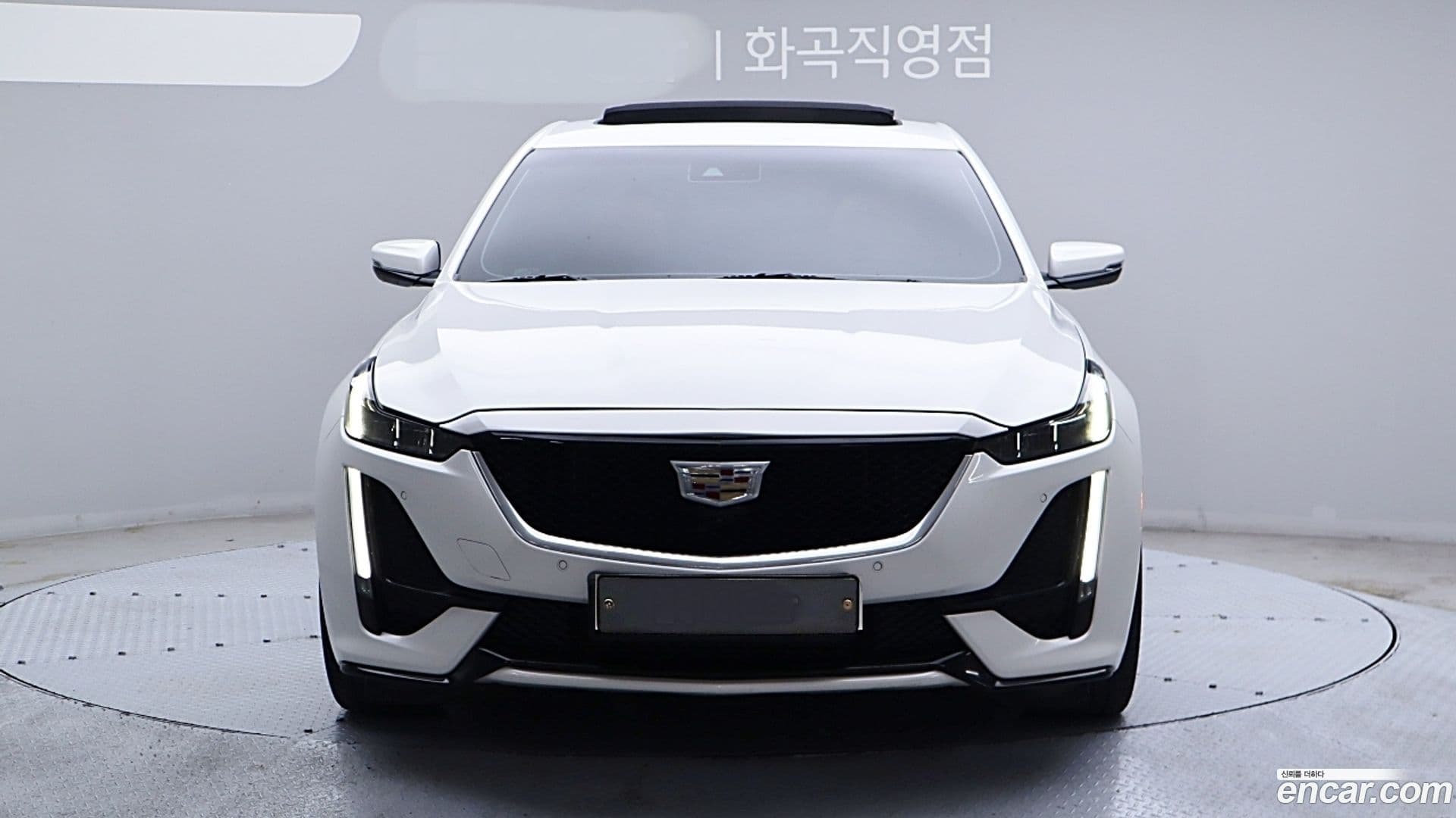 Main__Slider__Photo:CT5 Cadillac 2020.11-1