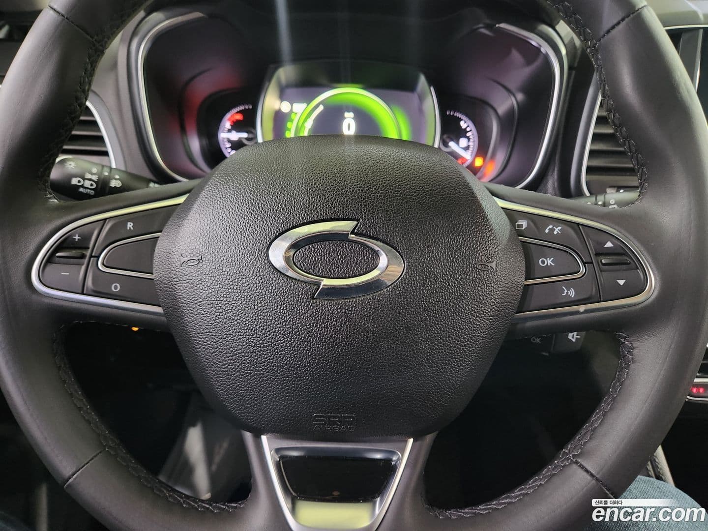 Main__Slider__Photo:QM6 Renault Korea 2019.4-10