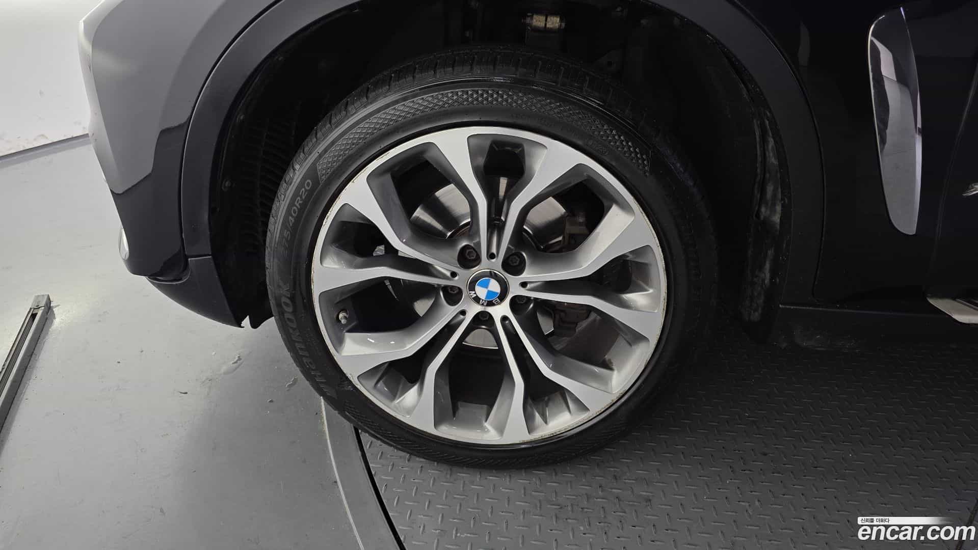 X6 BMW 2018.11-OUTER-005