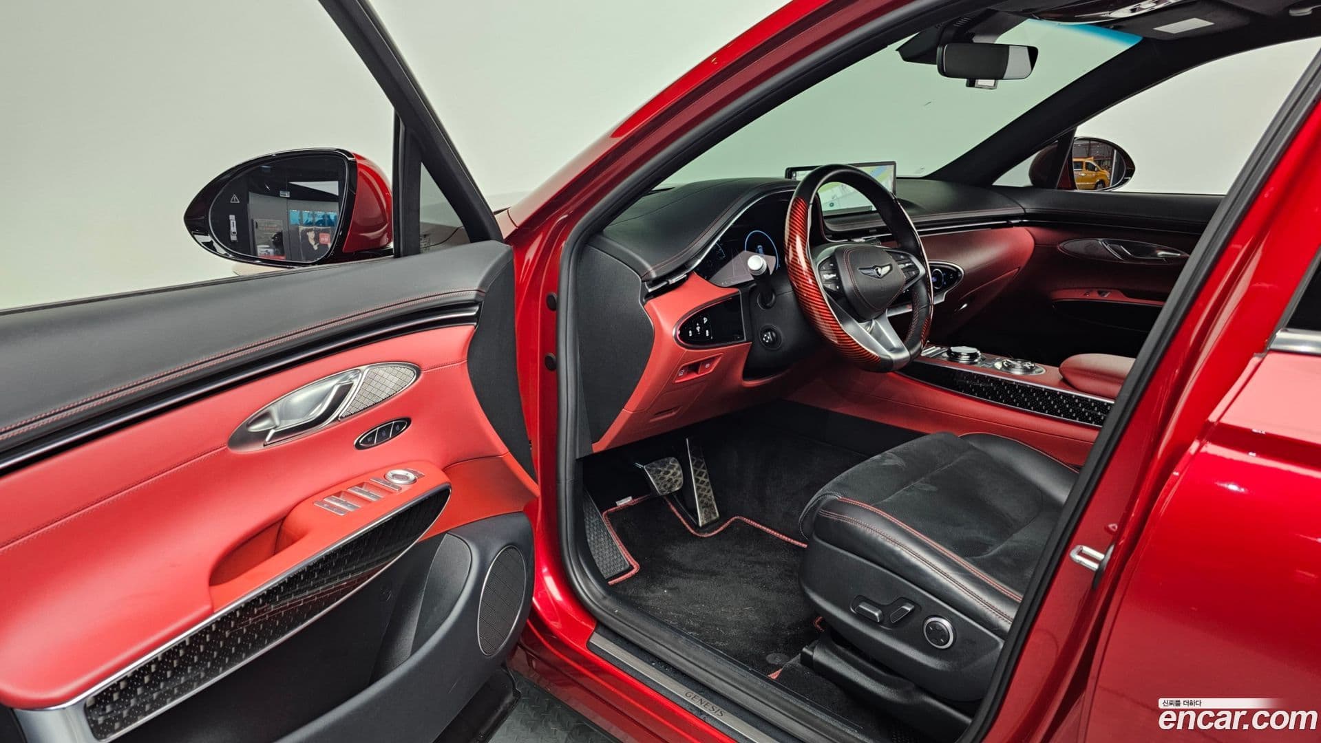 Main__Slider__Photo:GV70 Genesis 2022.11-9