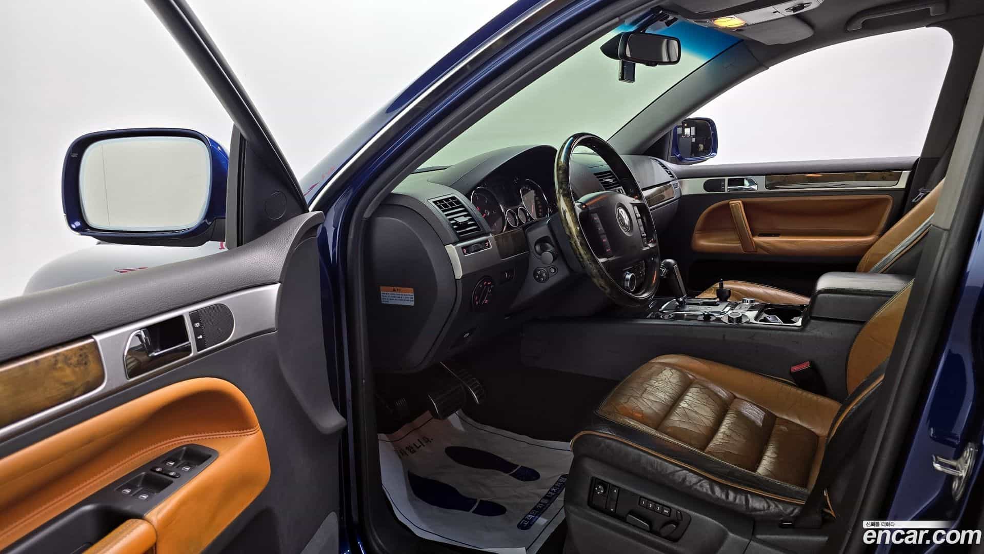 Touareg Volkswagen 2007.9-INNER-010