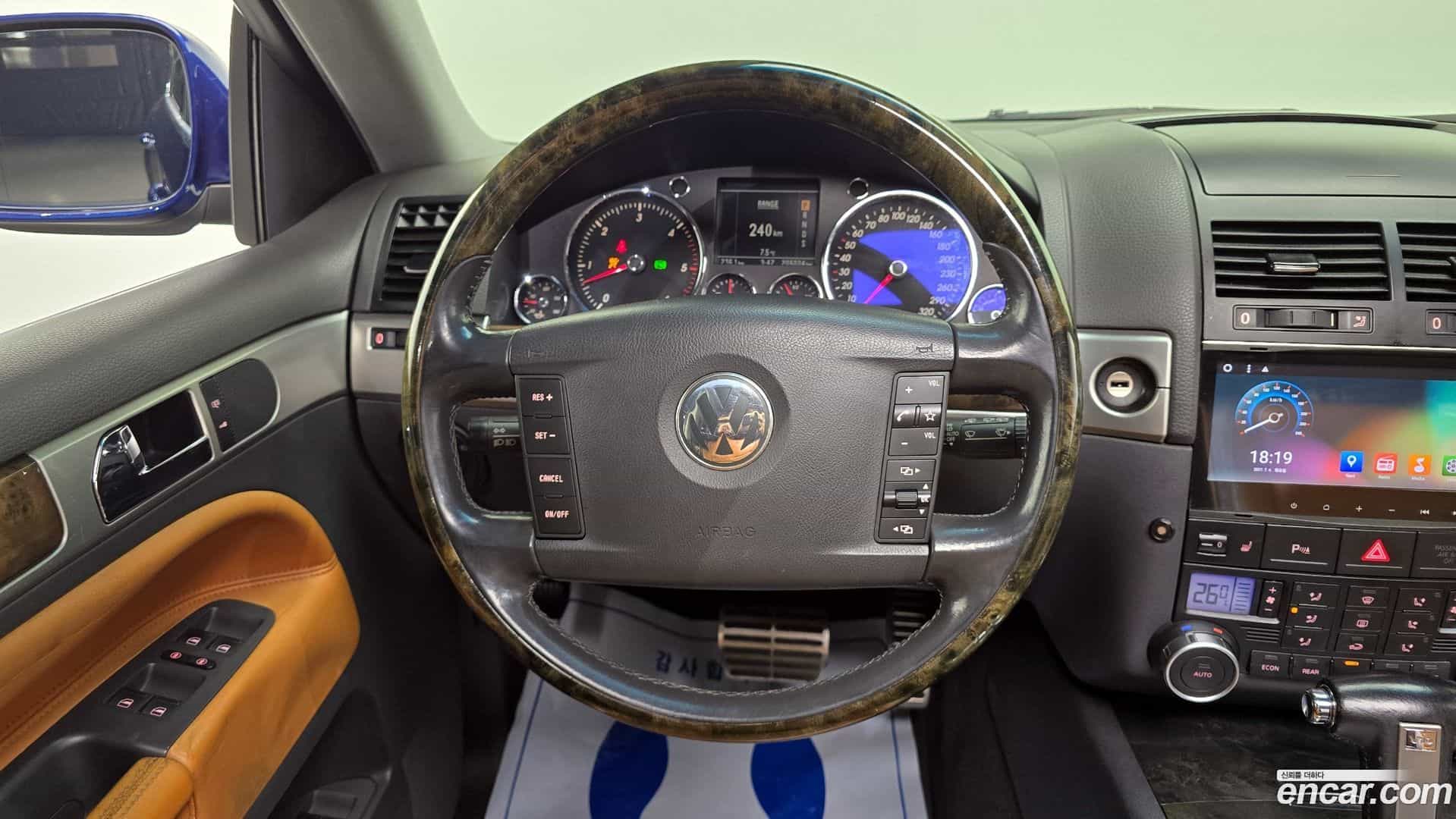 Touareg Volkswagen 2007.9-OPTION-018