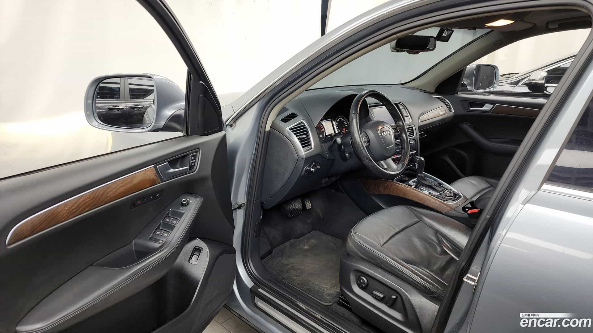 Q5 Audi 2012.9-INNER-010