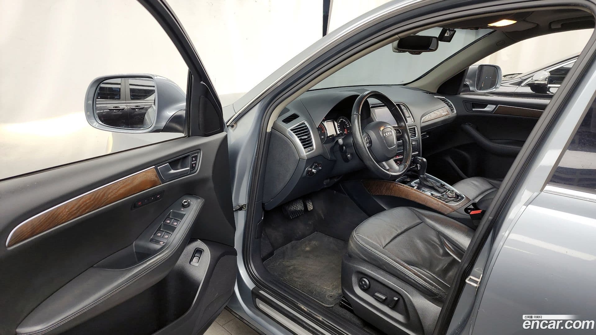 Main__Slider__Photo:Q5 Audi 2012.9-9