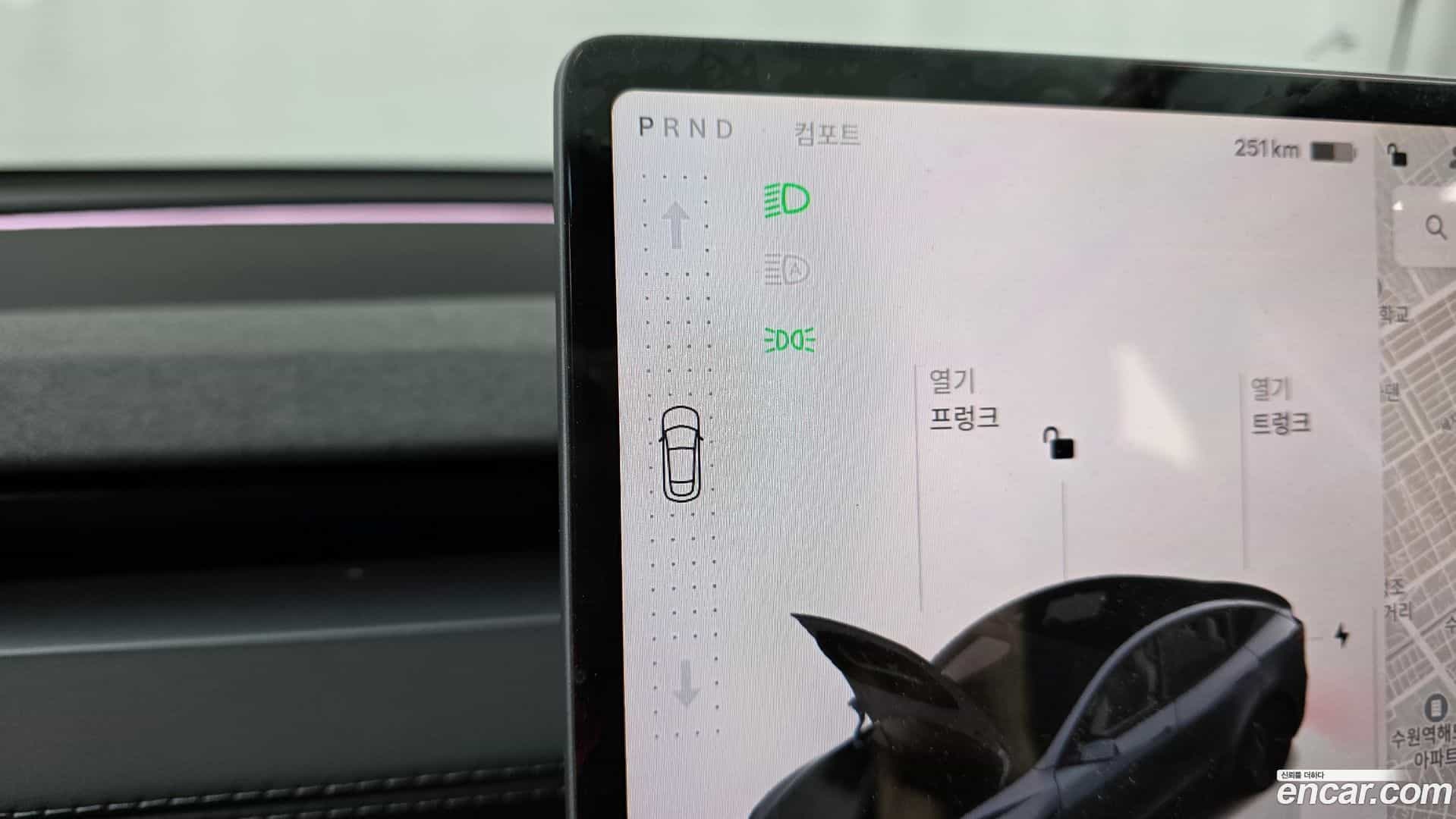 Model Y Tesla 2025.4-INNER-009