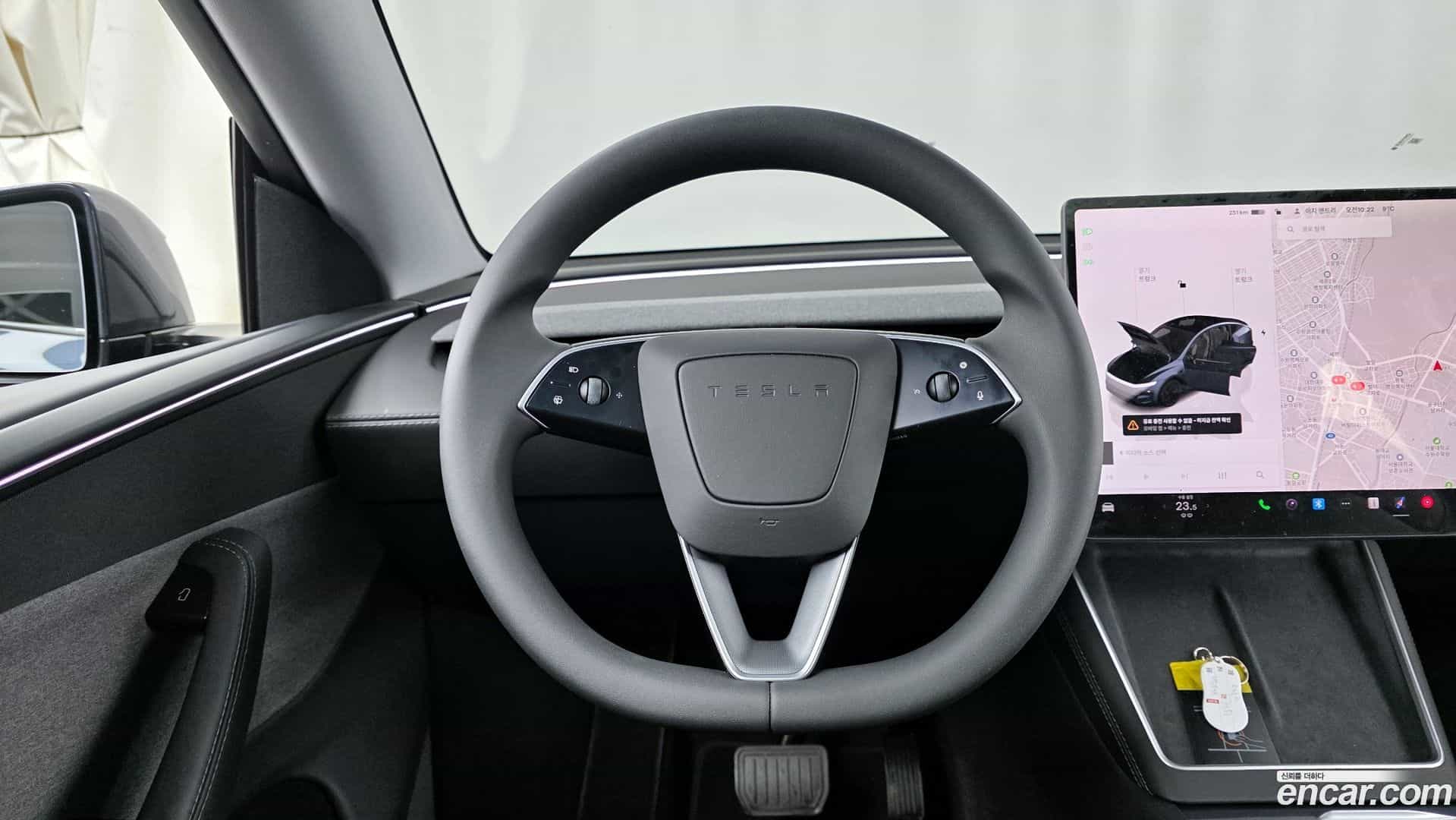 Model Y Tesla 2025.4-OPTION-017