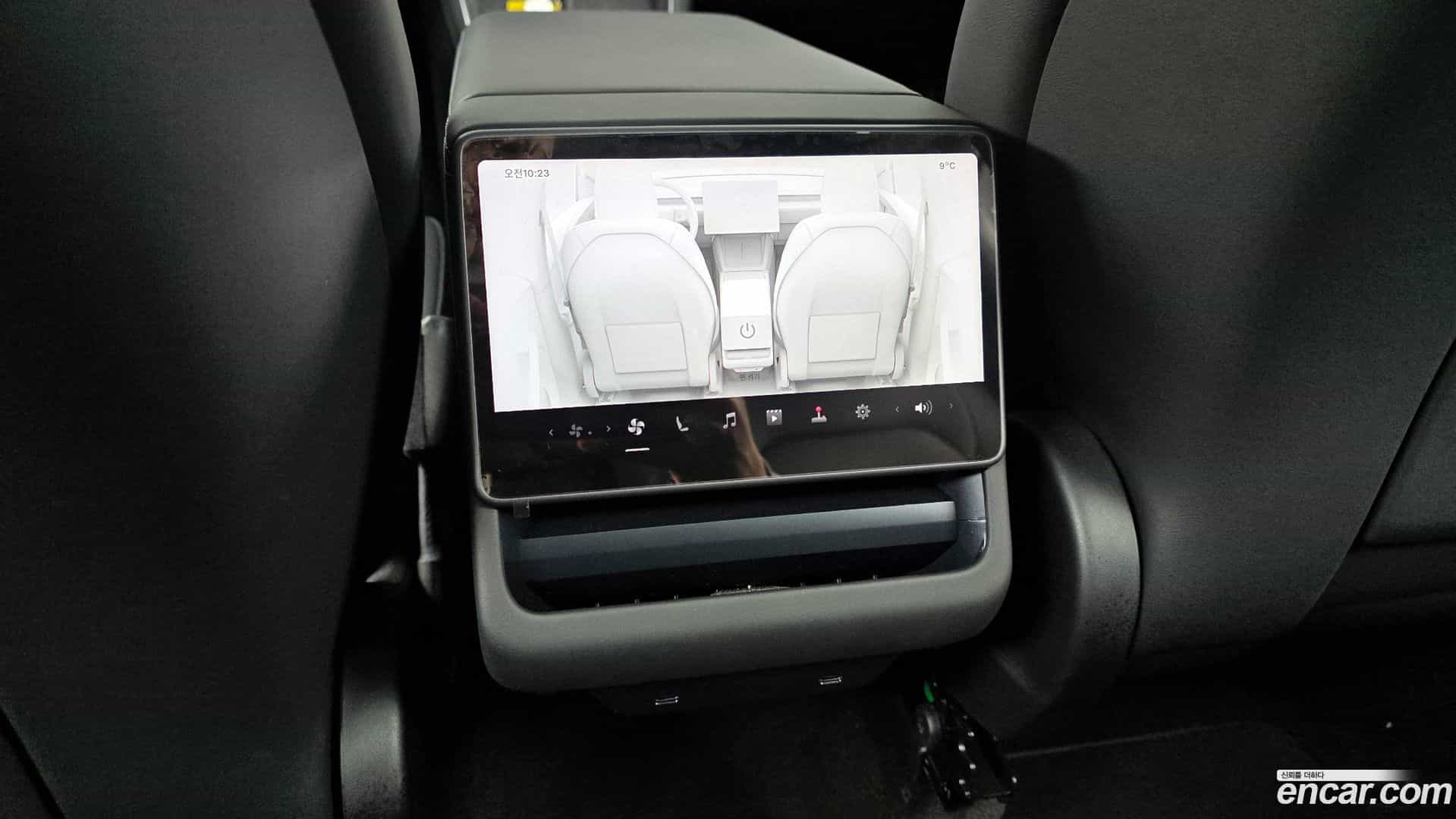 Model Y Tesla 2025.4-OPTION-023