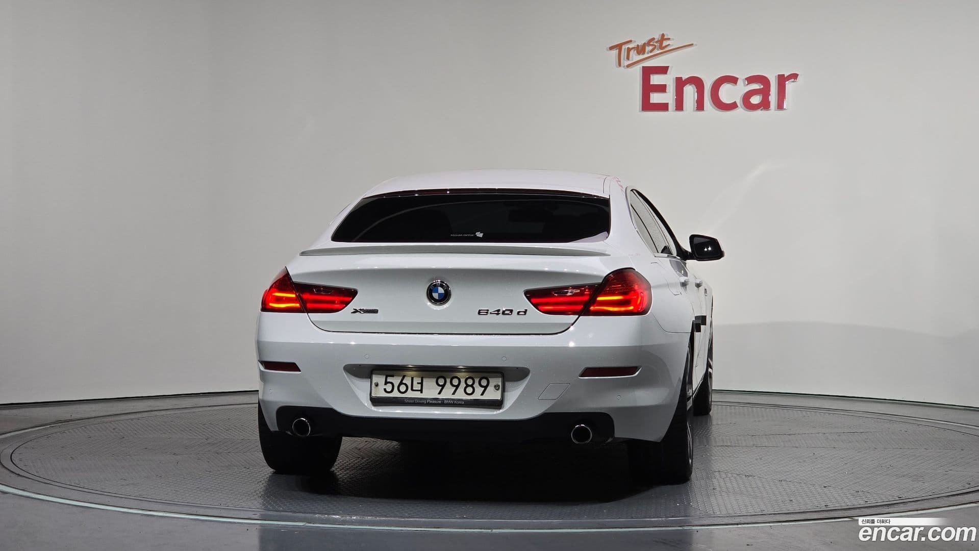 Main__Slider__Photo:6-Series BMW 2014.4-3