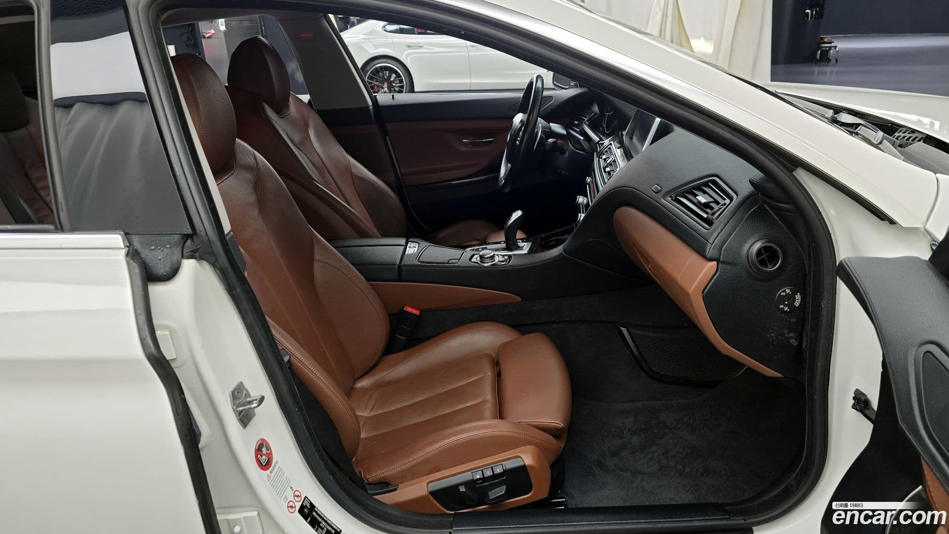 Main__Slider__Photo:6-Series BMW 2014.4-10