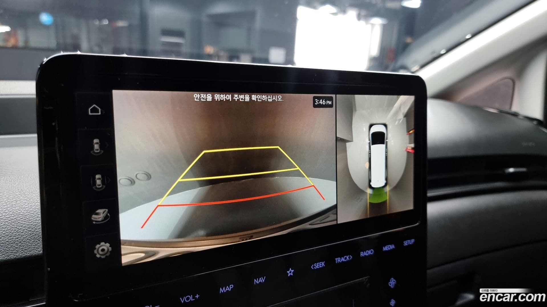 Main__Slider__Photo:Staria Hyundai 2023.3-15