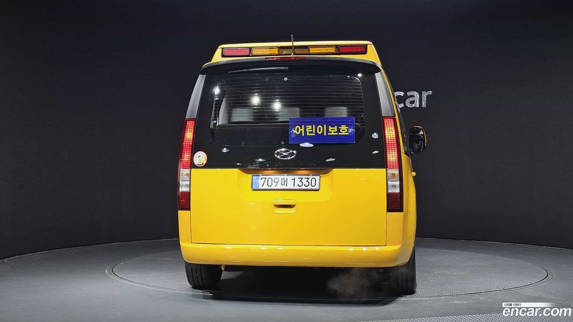 Staria Hyundai 2023.10-OUTER-004