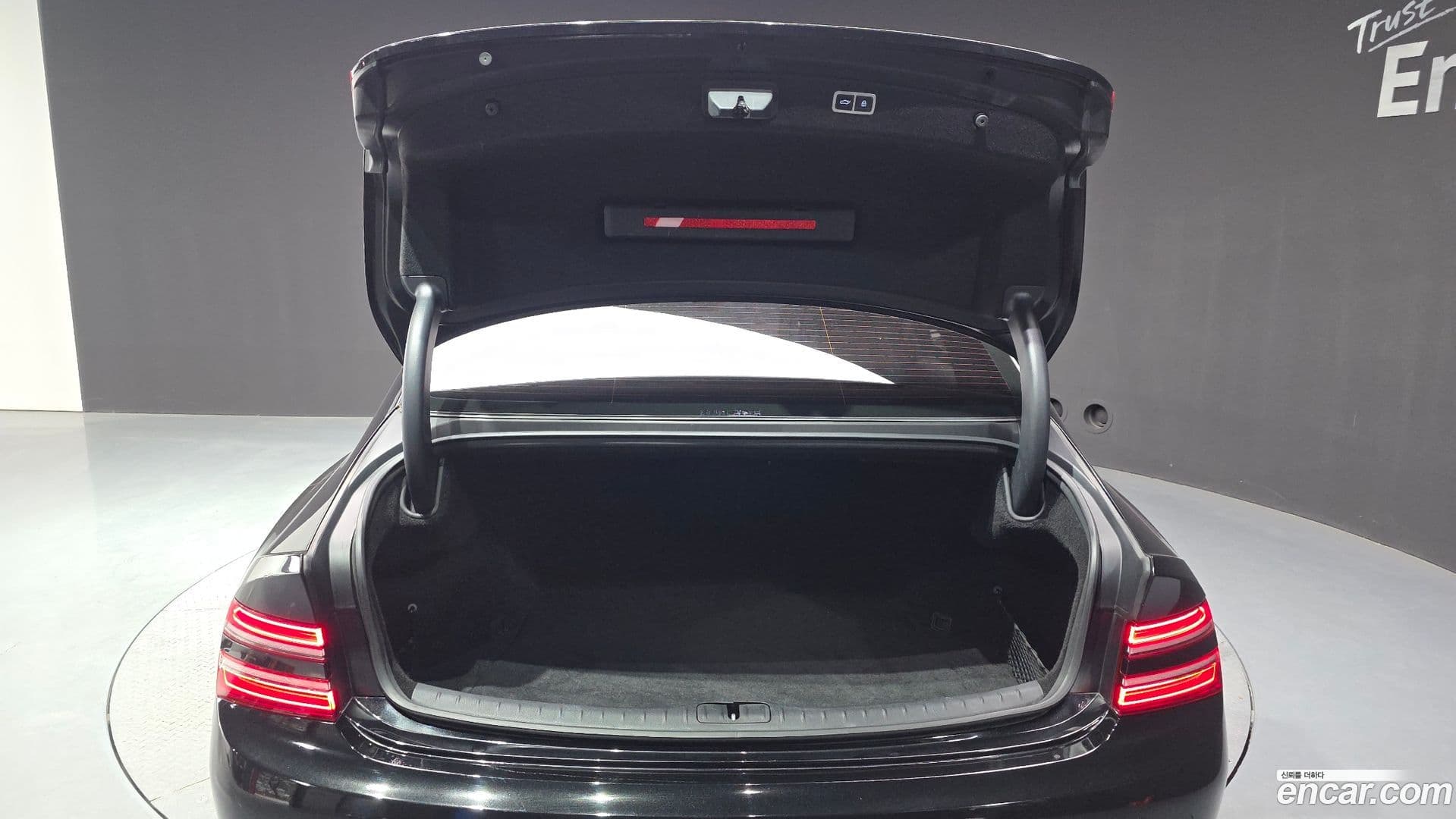 Main__Slider__Photo:G80 Genesis 2020.9-19