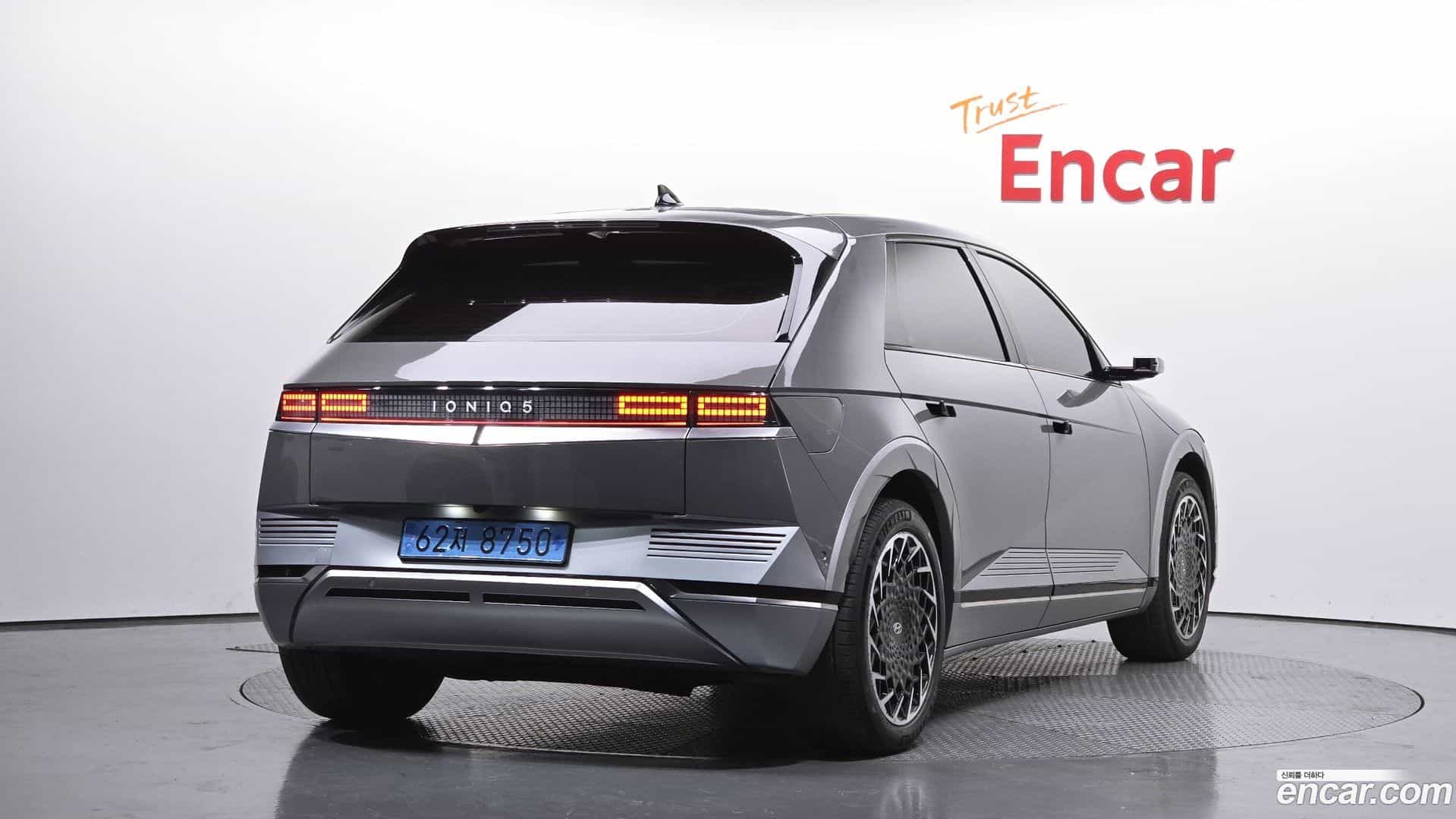 Ioniq5 Hyundai 2022.5-OUTER-002