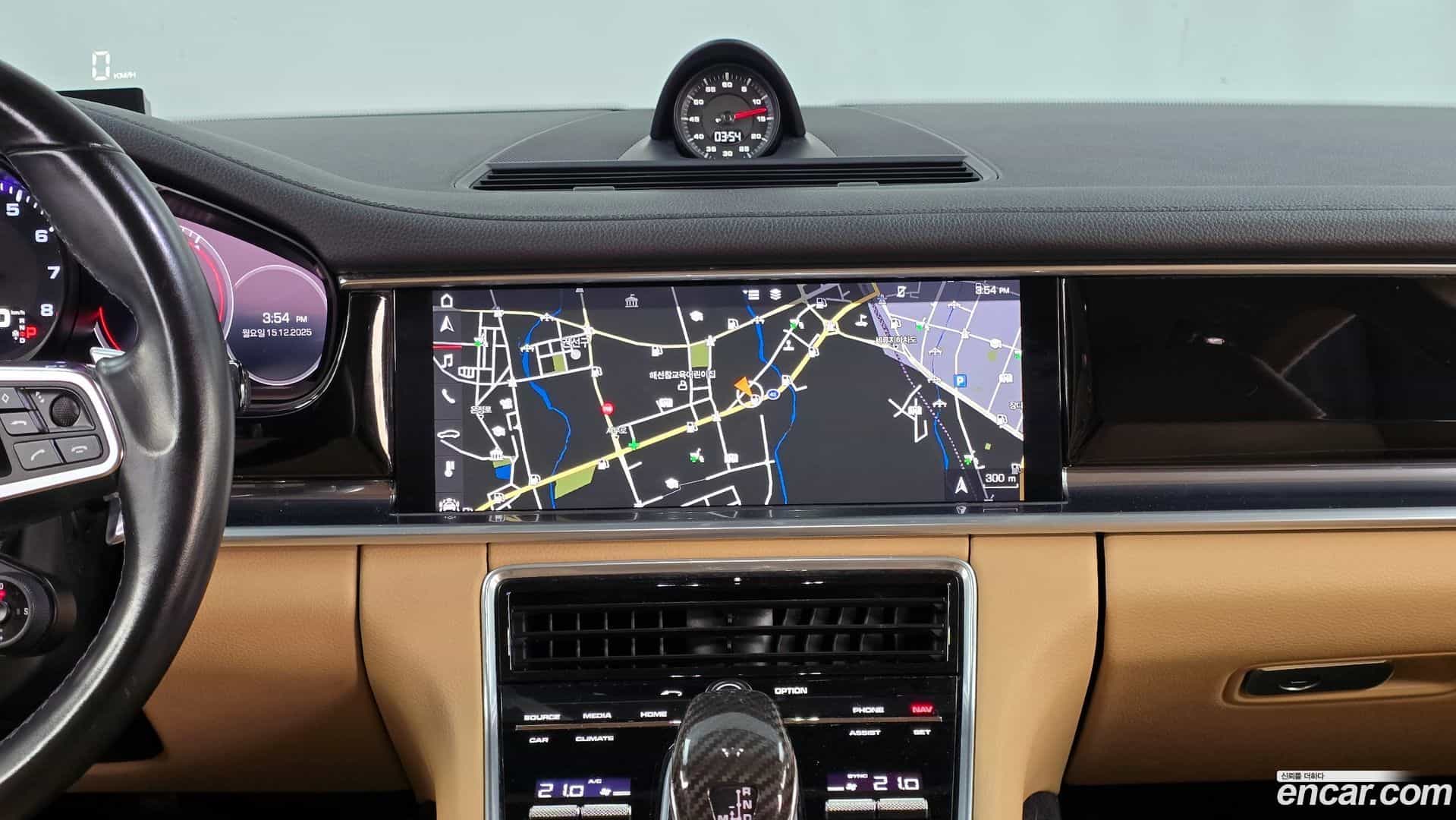 Panamera Porsche 2018.8-OPTION-018