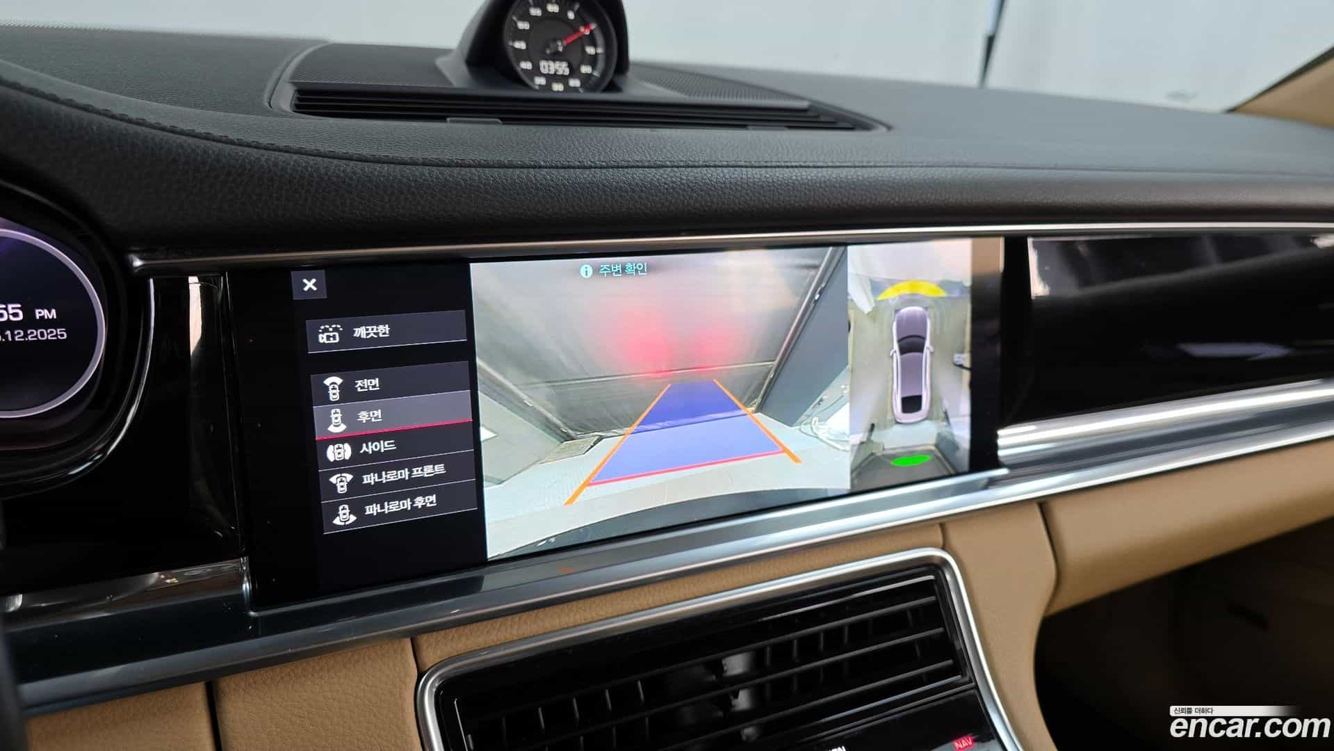 Panamera Porsche 2018.8-OPTION-019