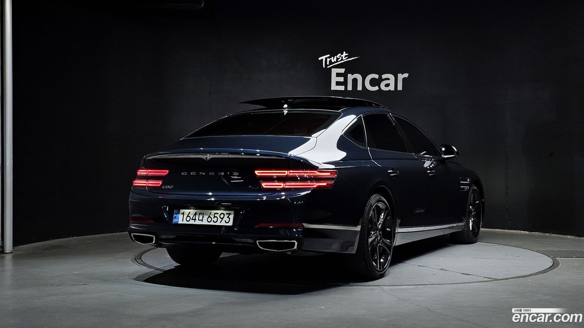 Main__Slider__Photo:G80 Genesis 2022.0-1