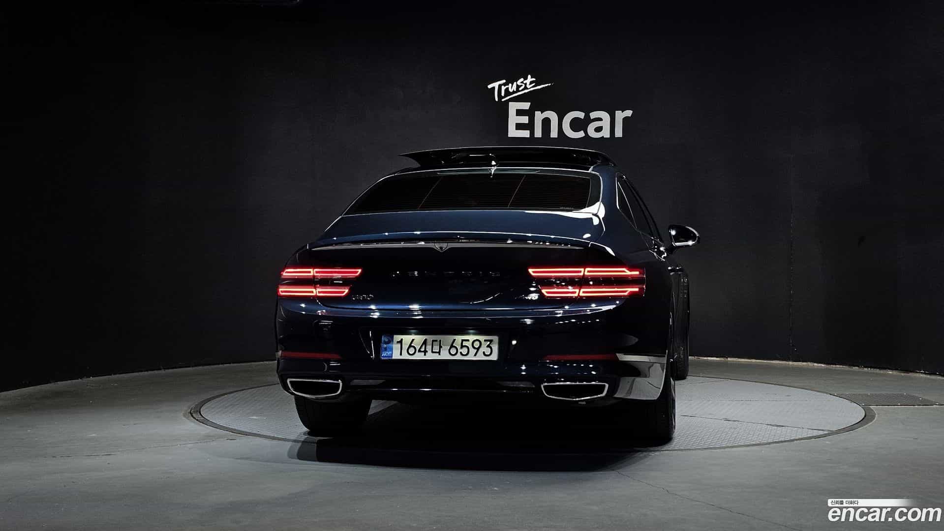 G80 Genesis 2022.0-OUTER-004