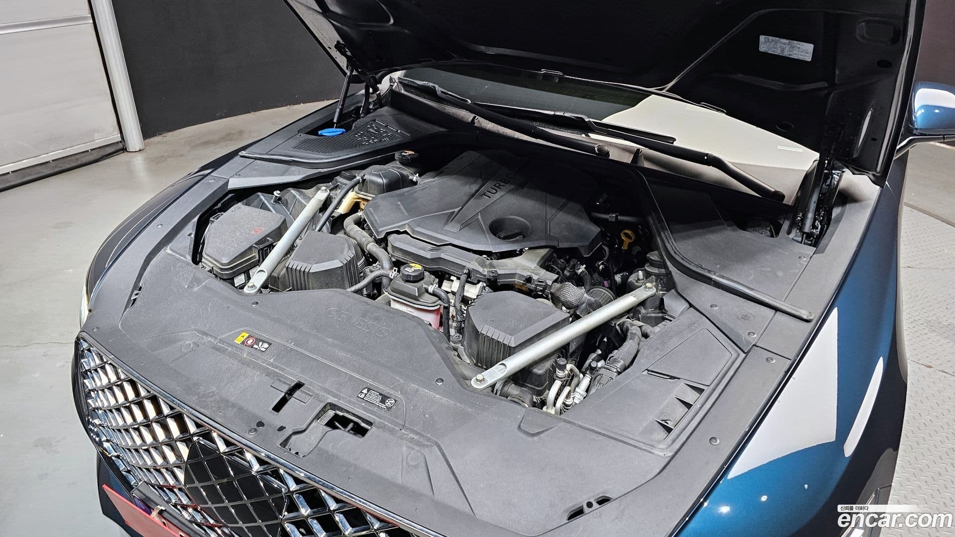 Main__Slider__Photo:G80 Genesis 2022.0-5