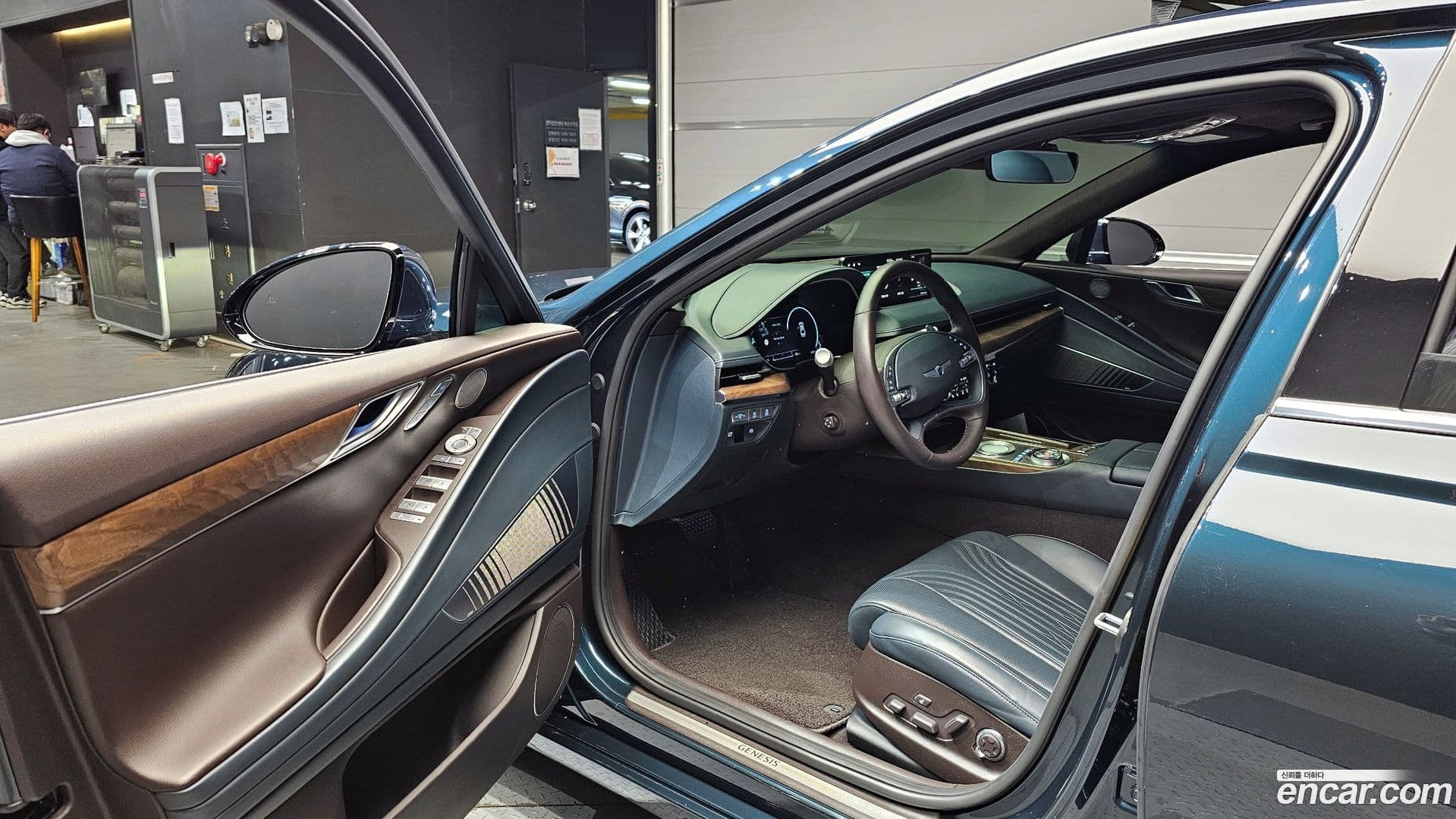 Main__Slider__Photo:G80 Genesis 2022.0-10