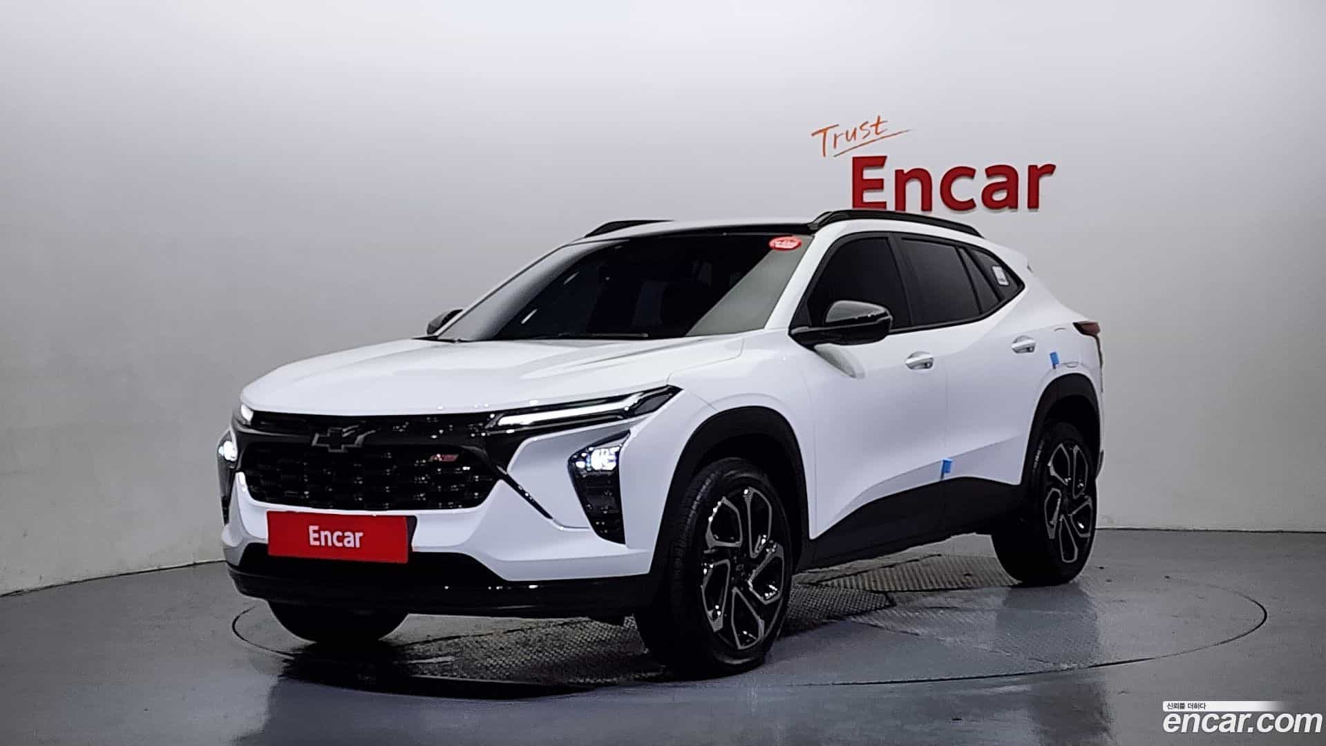 Trax Chevrolet 2023.6-OUTER-001