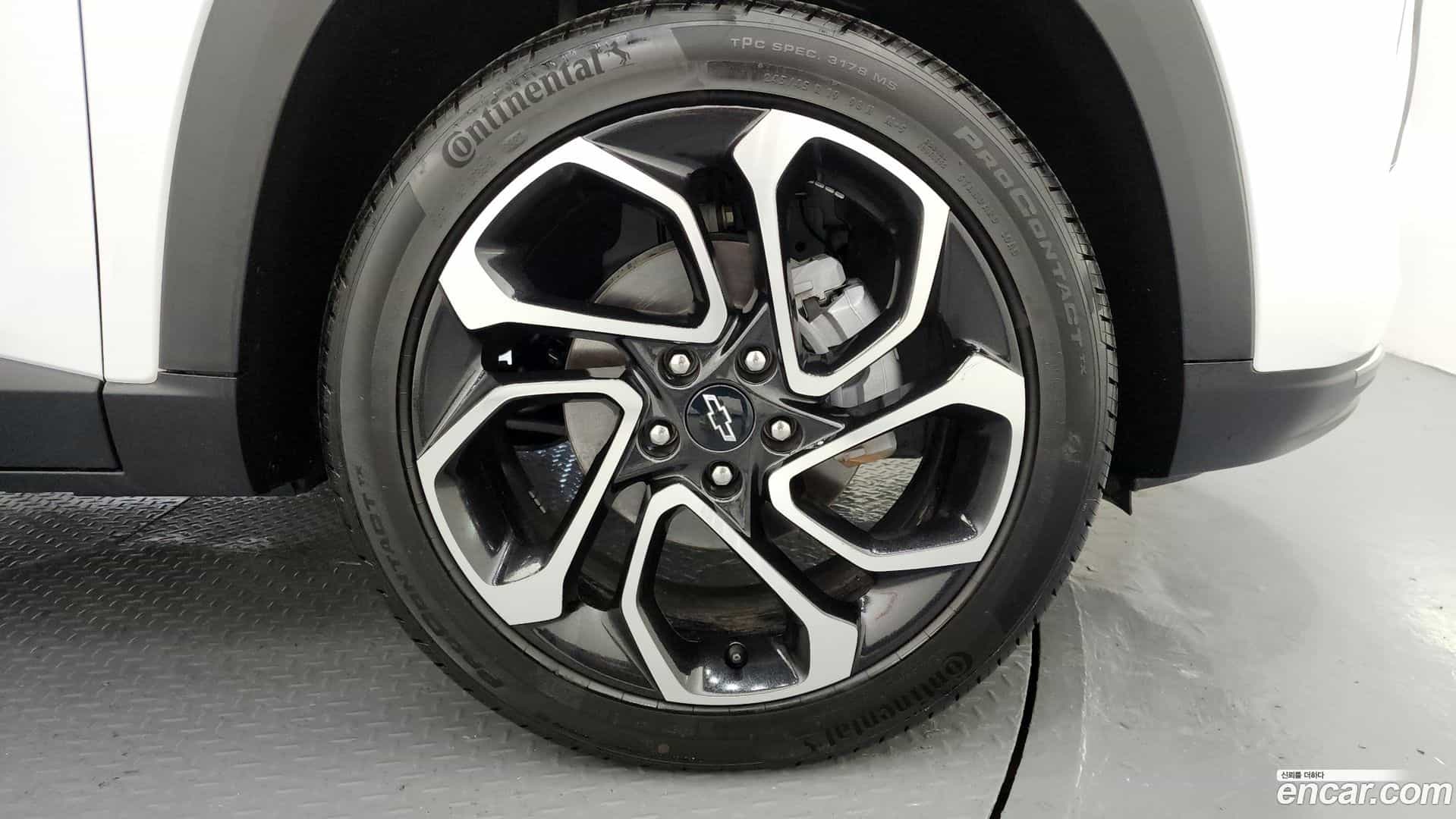 Trax Chevrolet 2023.6-OUTER-005