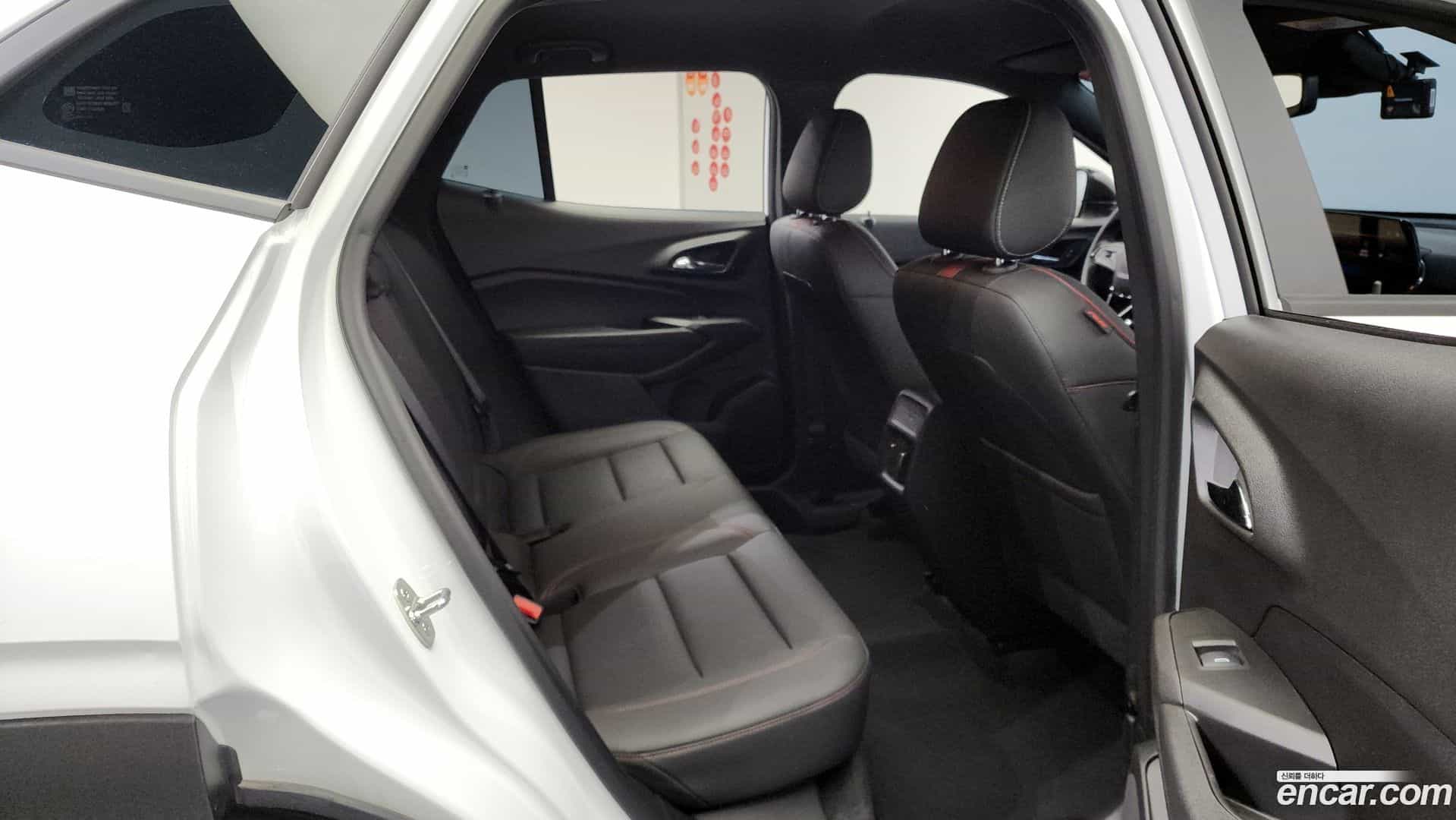 Trax Chevrolet 2023.6-OPTION-016