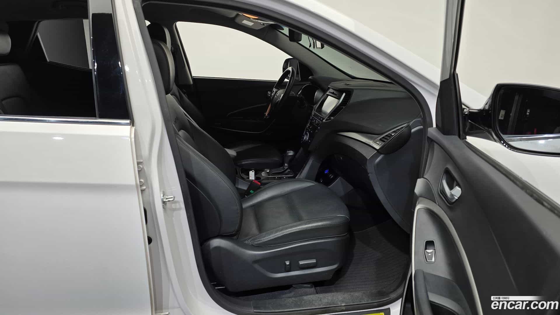 Santafe Hyundai 2016.5-OPTION-015