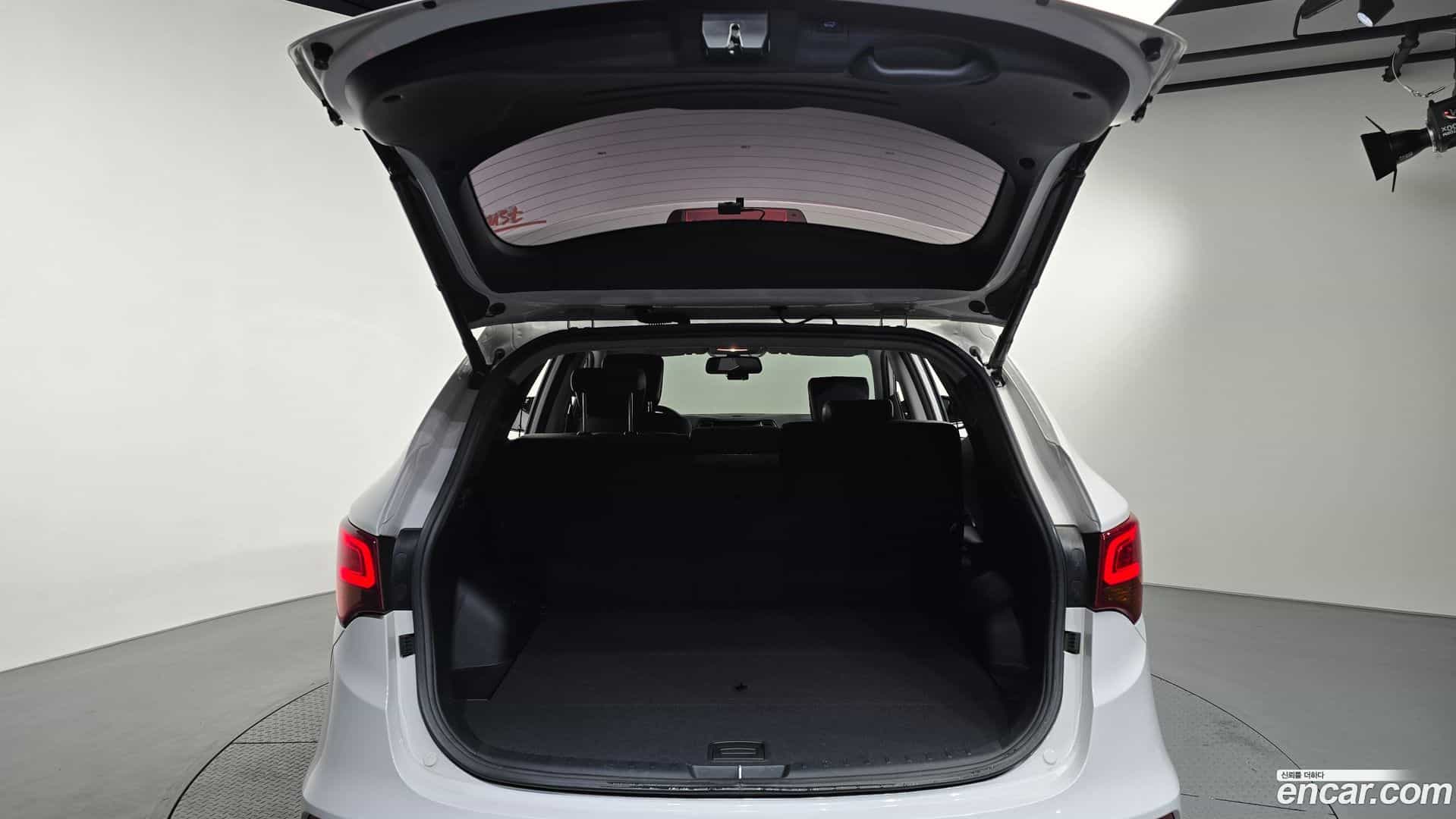 Santafe Hyundai 2016.5-OPTION-024