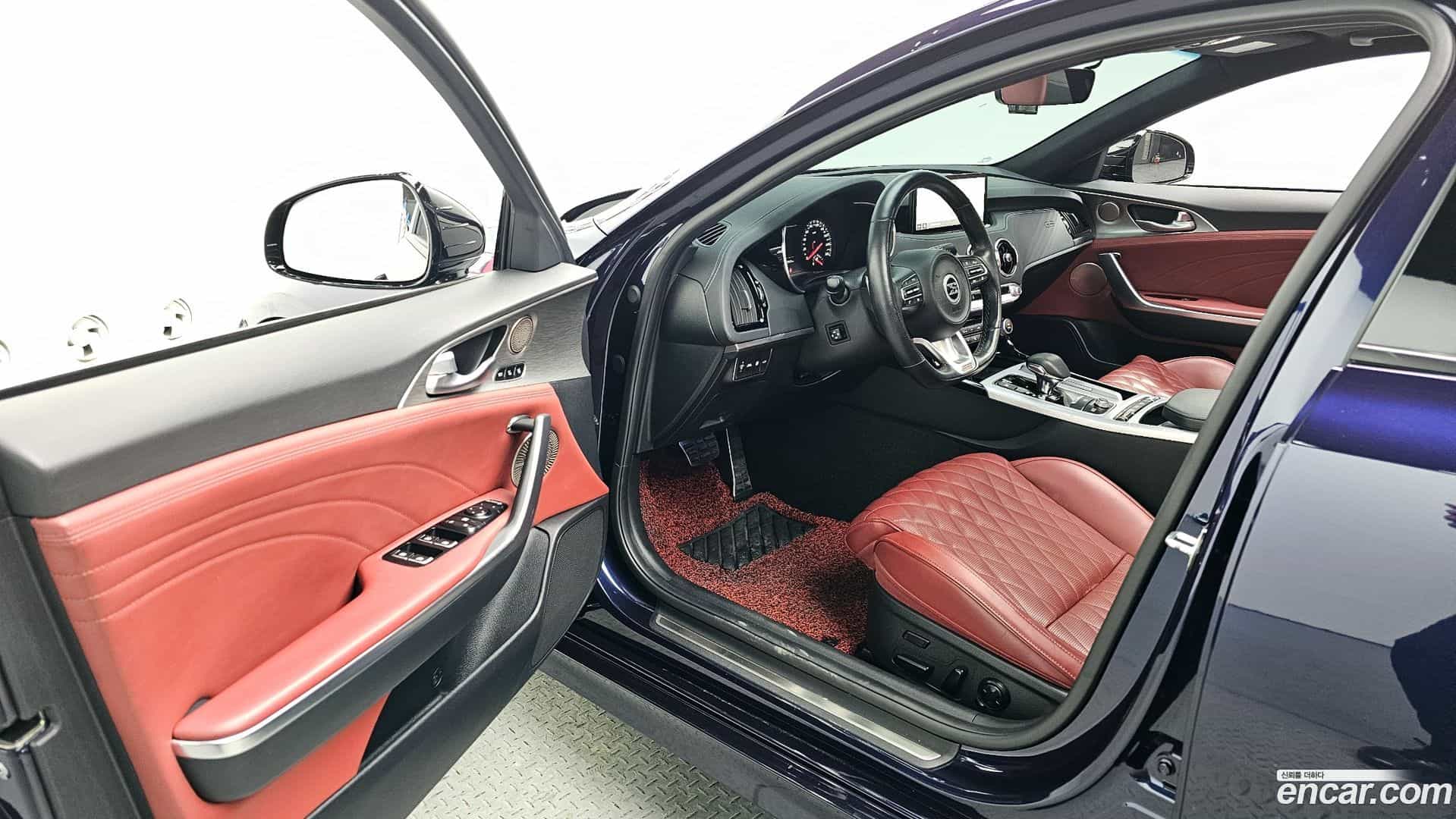 Stinger Kia 2021.0-INNER-010