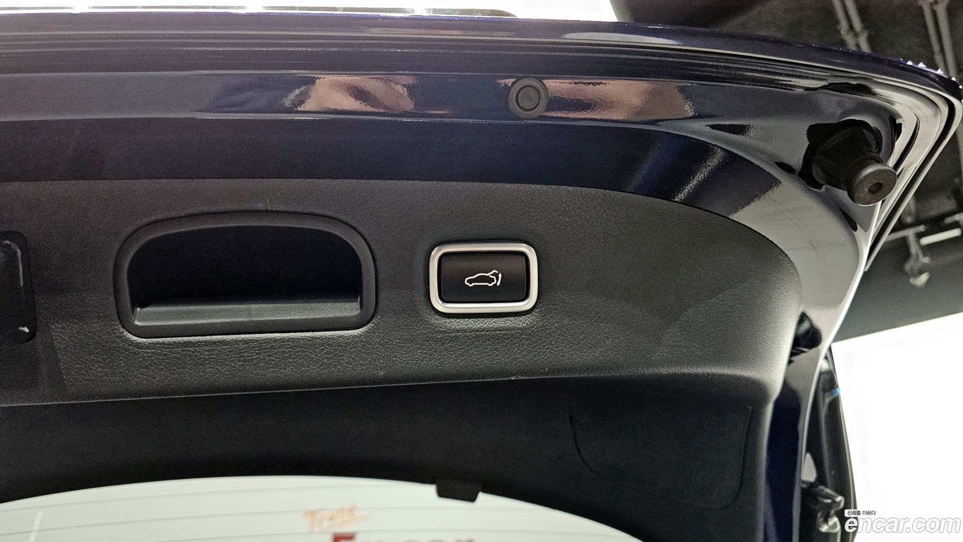 Main__Slider__Photo:Stinger Kia 2021.0-19