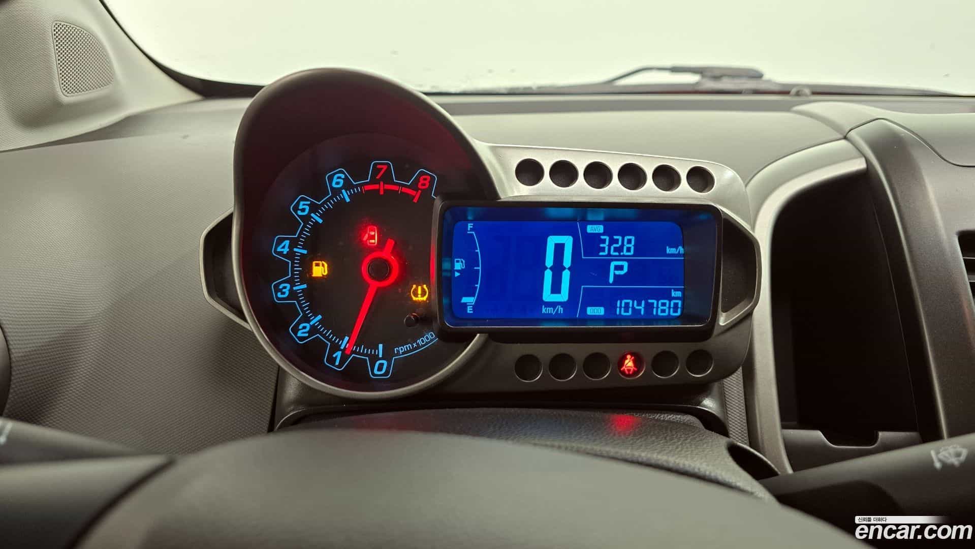 Aveo ChevroletGMDaewoo 2014.10-INNER-008