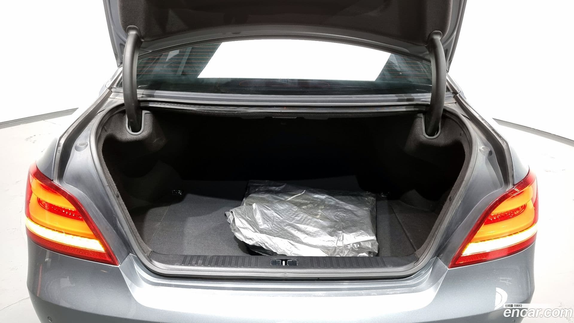 Main__Slider__Photo:Equus Hyundai 2015.0-19