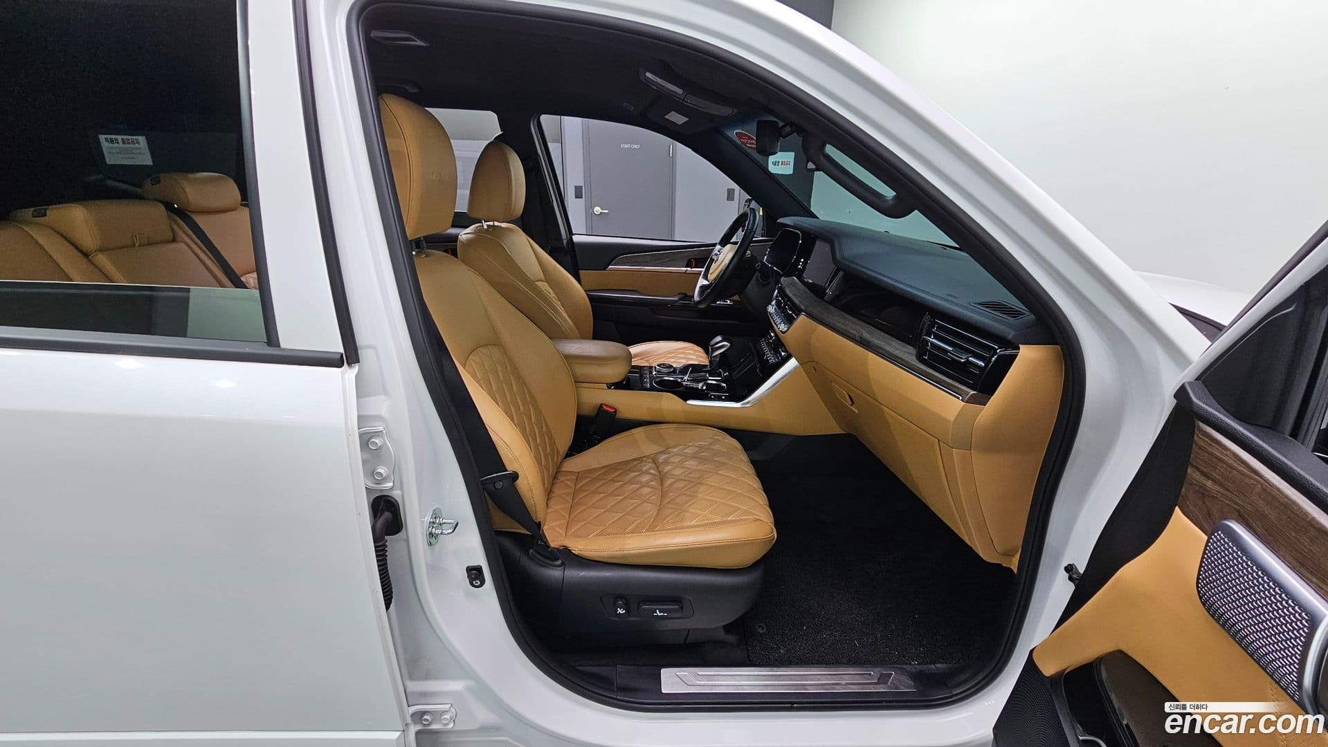 Main__Slider__Photo:Mohave Kia 2019.11-11