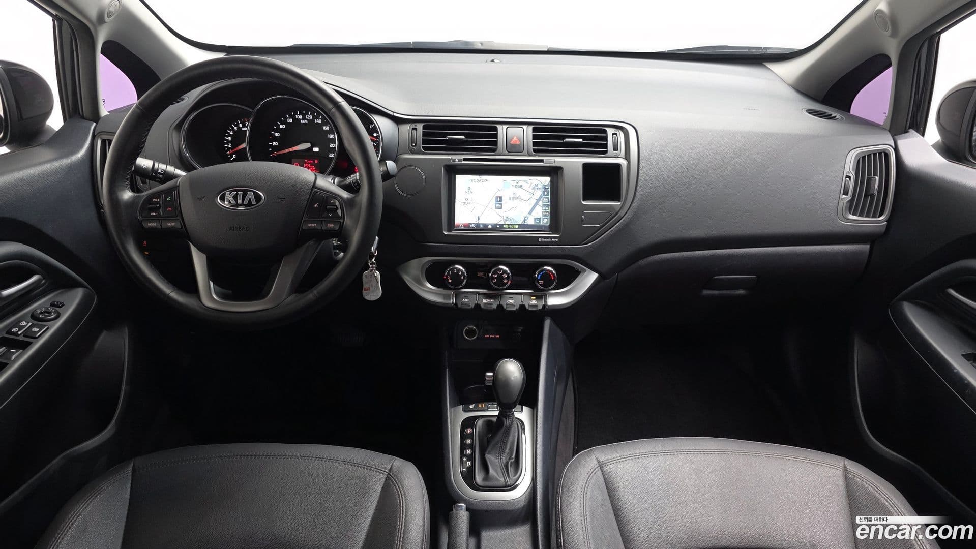 Main__Slider__Photo:pride Kia 2013.7-6