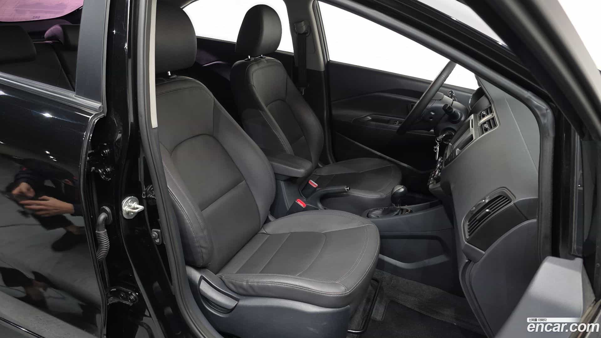 pride Kia 2013.7-INNER-010