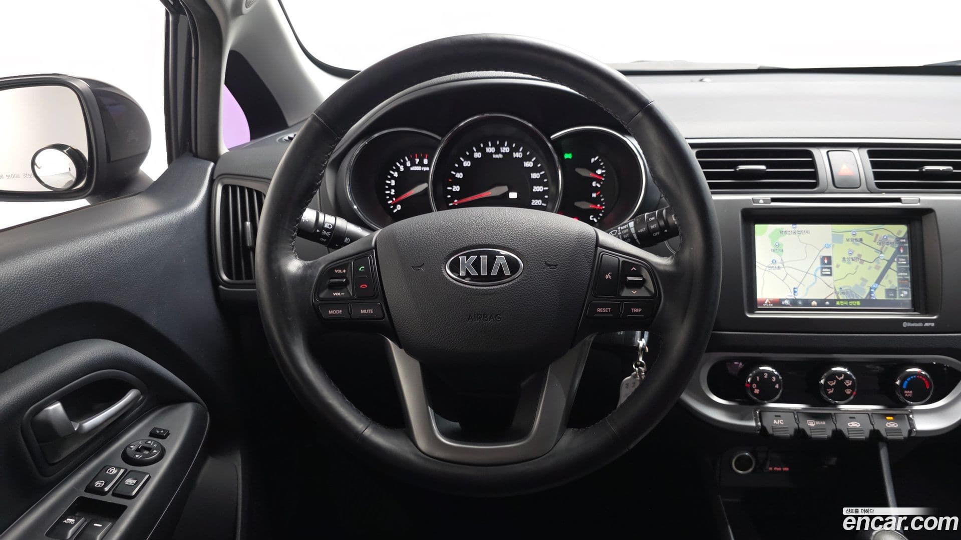 Main__Slider__Photo:pride Kia 2013.7-12