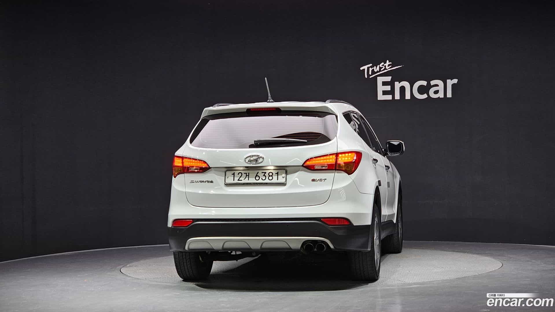 Santafe Hyundai 2013.2-OUTER-004