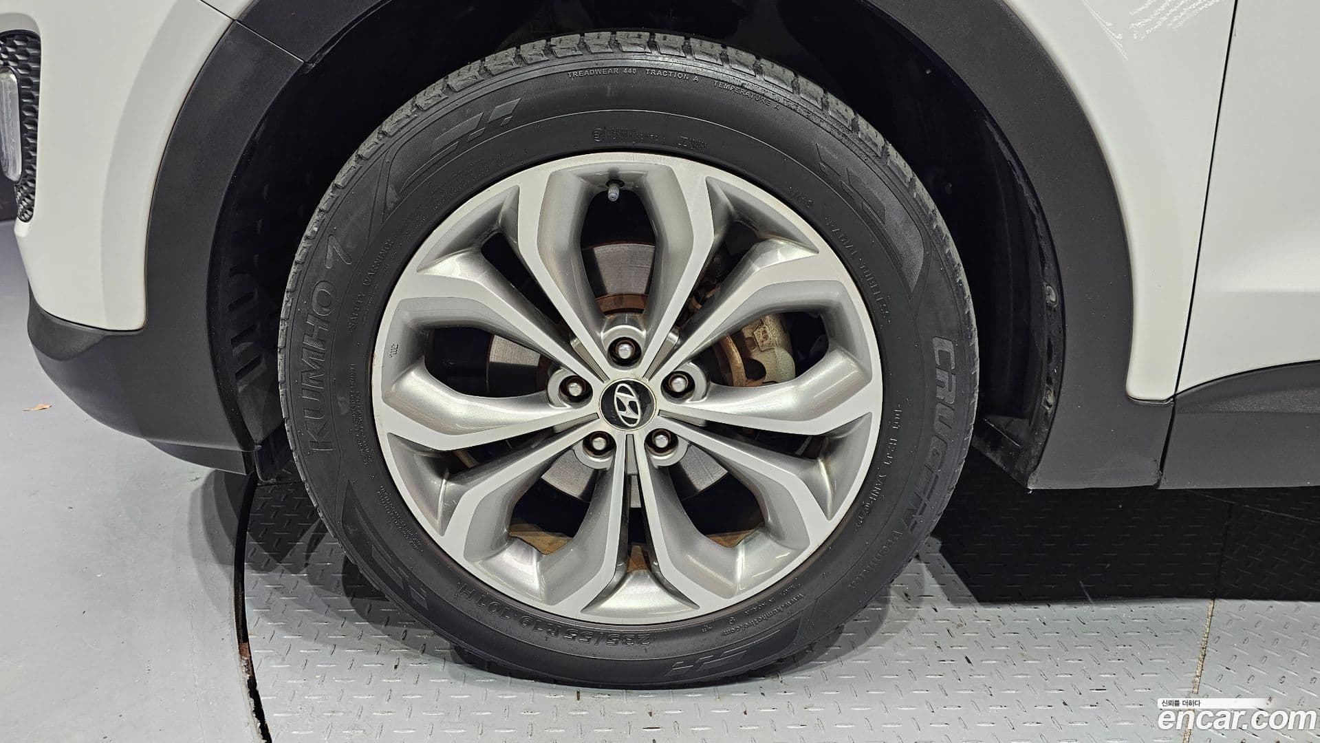 Main__Slider__Photo:Santafe Hyundai 2013.2-4