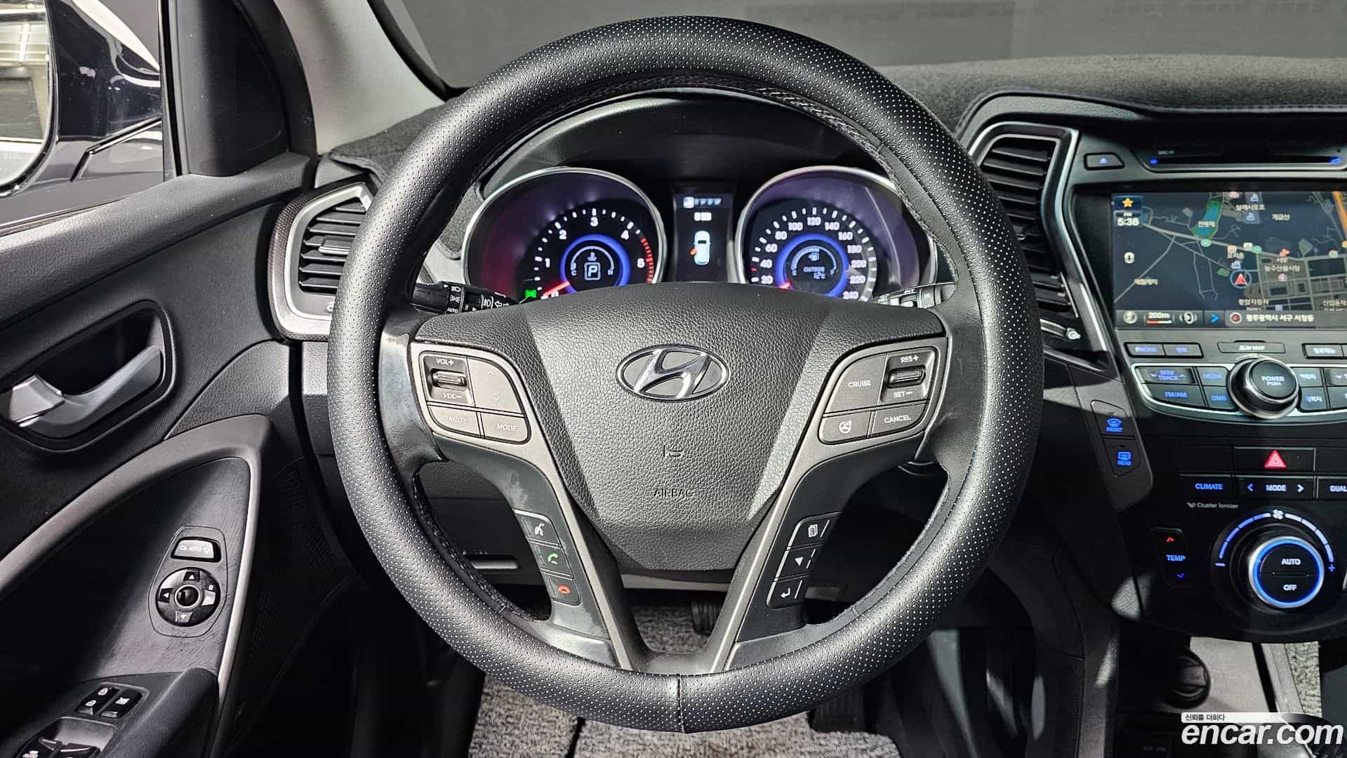 Santafe Hyundai 2013.2-OPTION-018