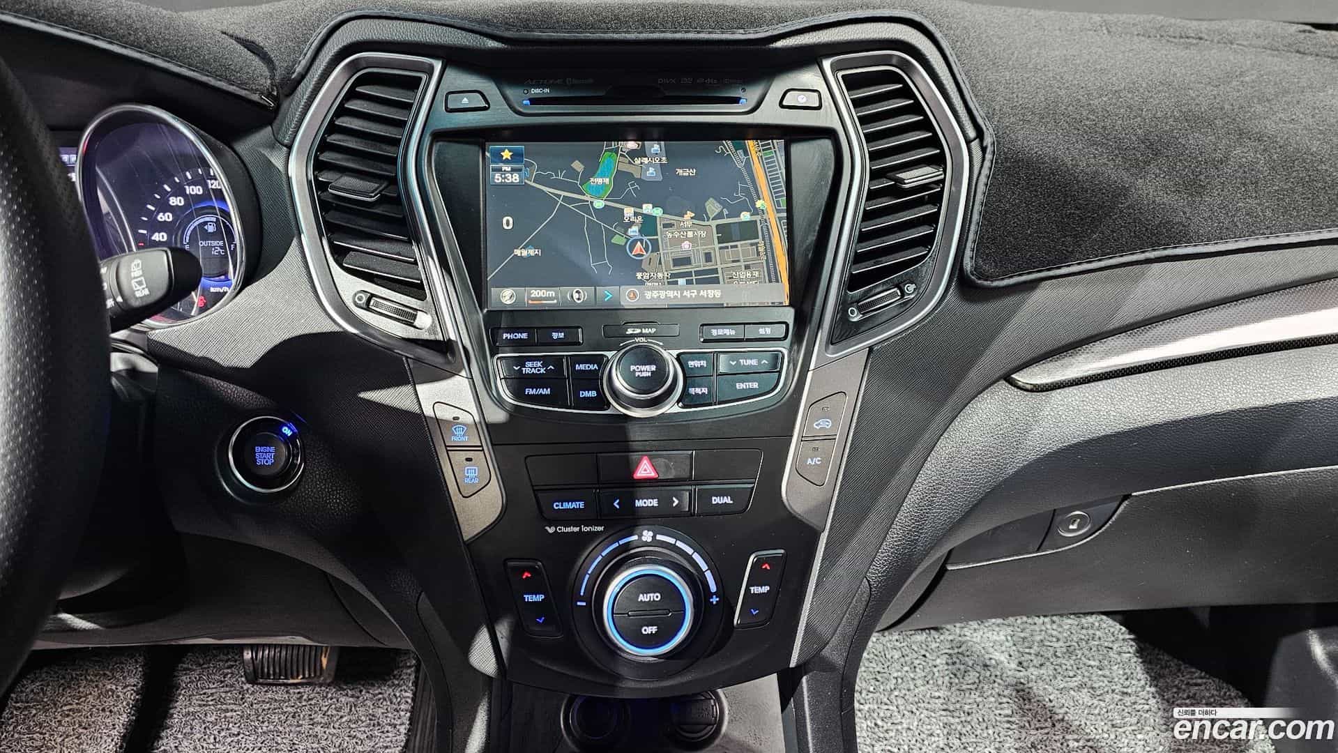 Santafe Hyundai 2013.2-OPTION-019