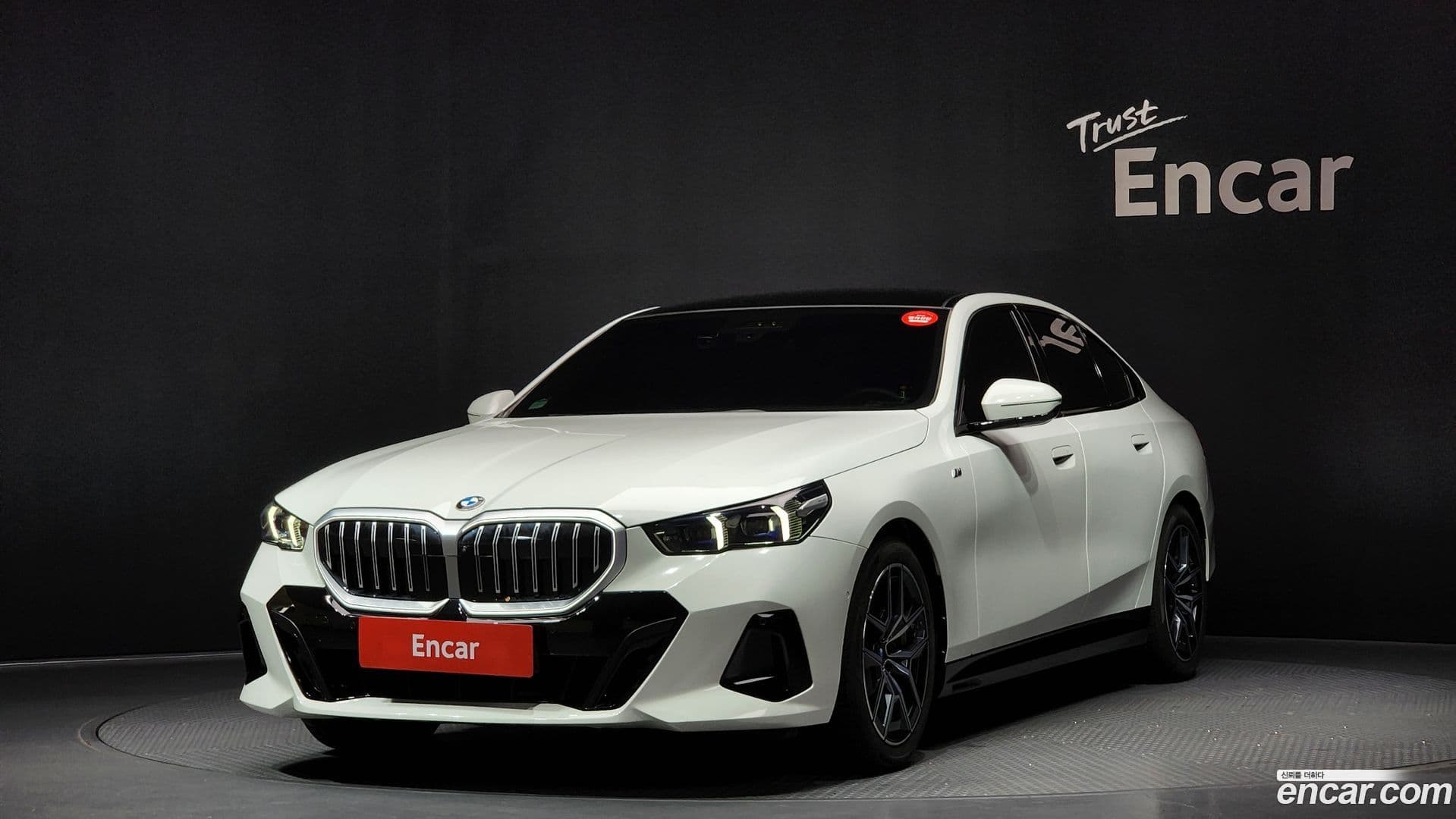 Main__Slider__Photo:5-Series BMW 2024.1-0